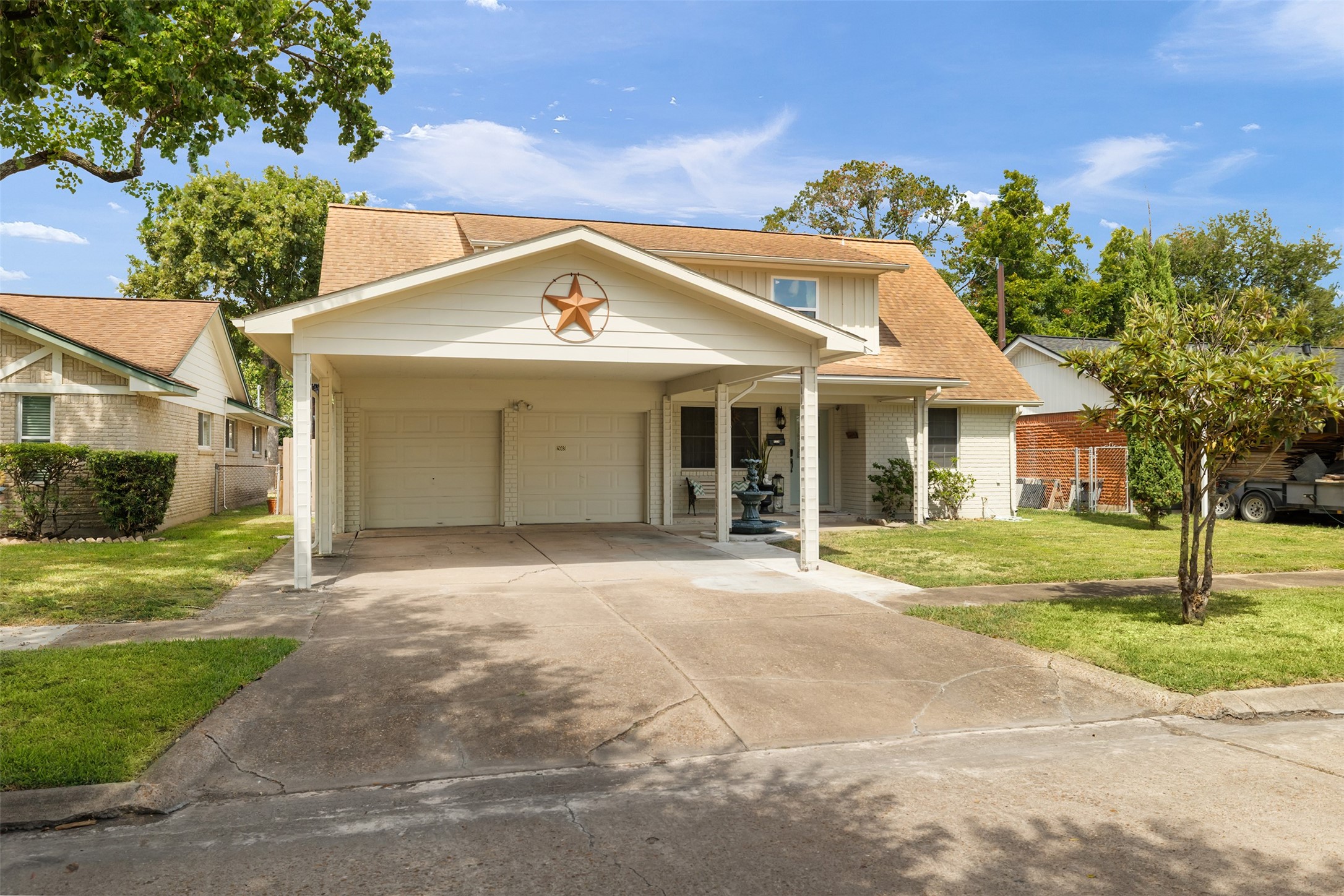 Listing photo 1