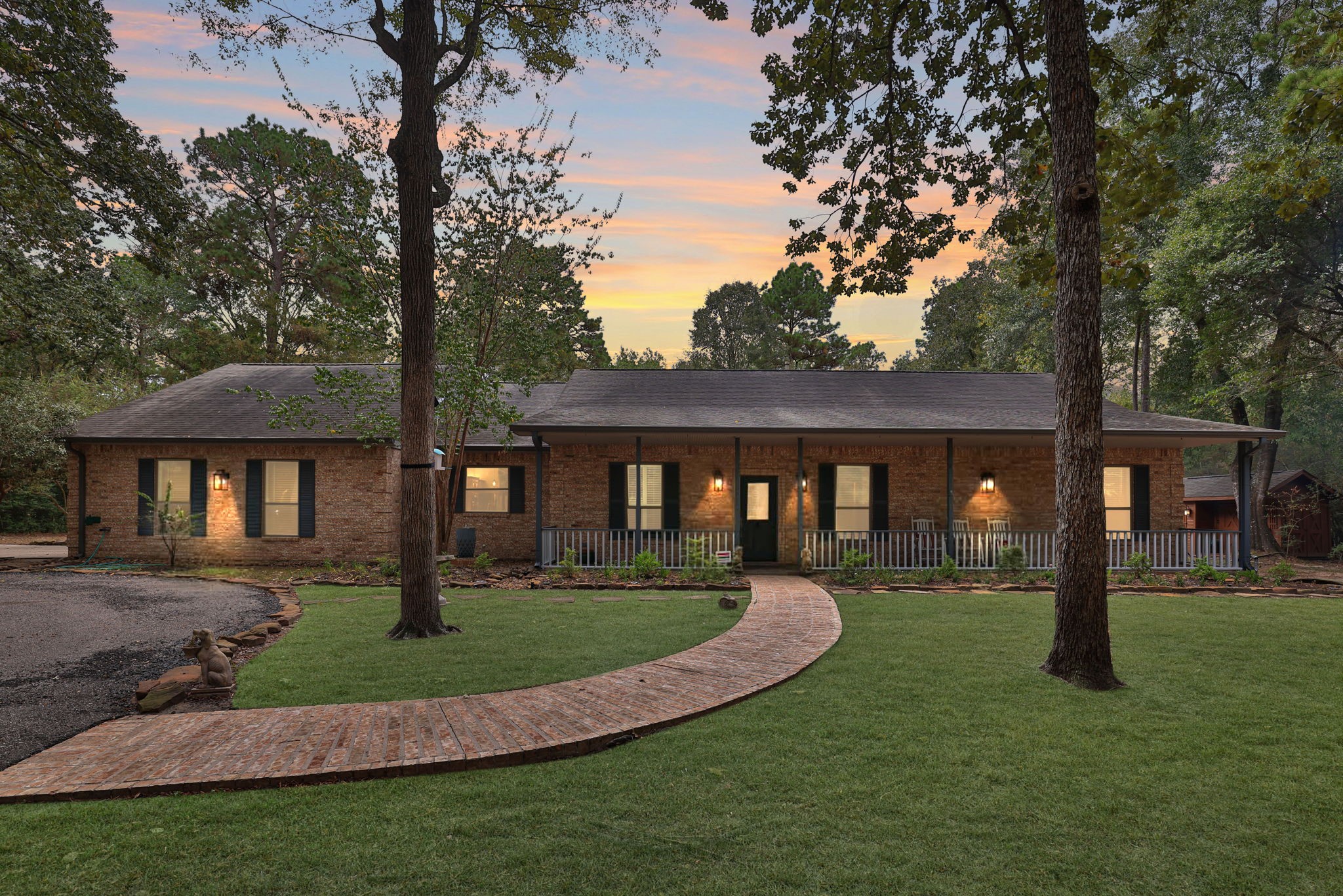 8803 Sendera Drive