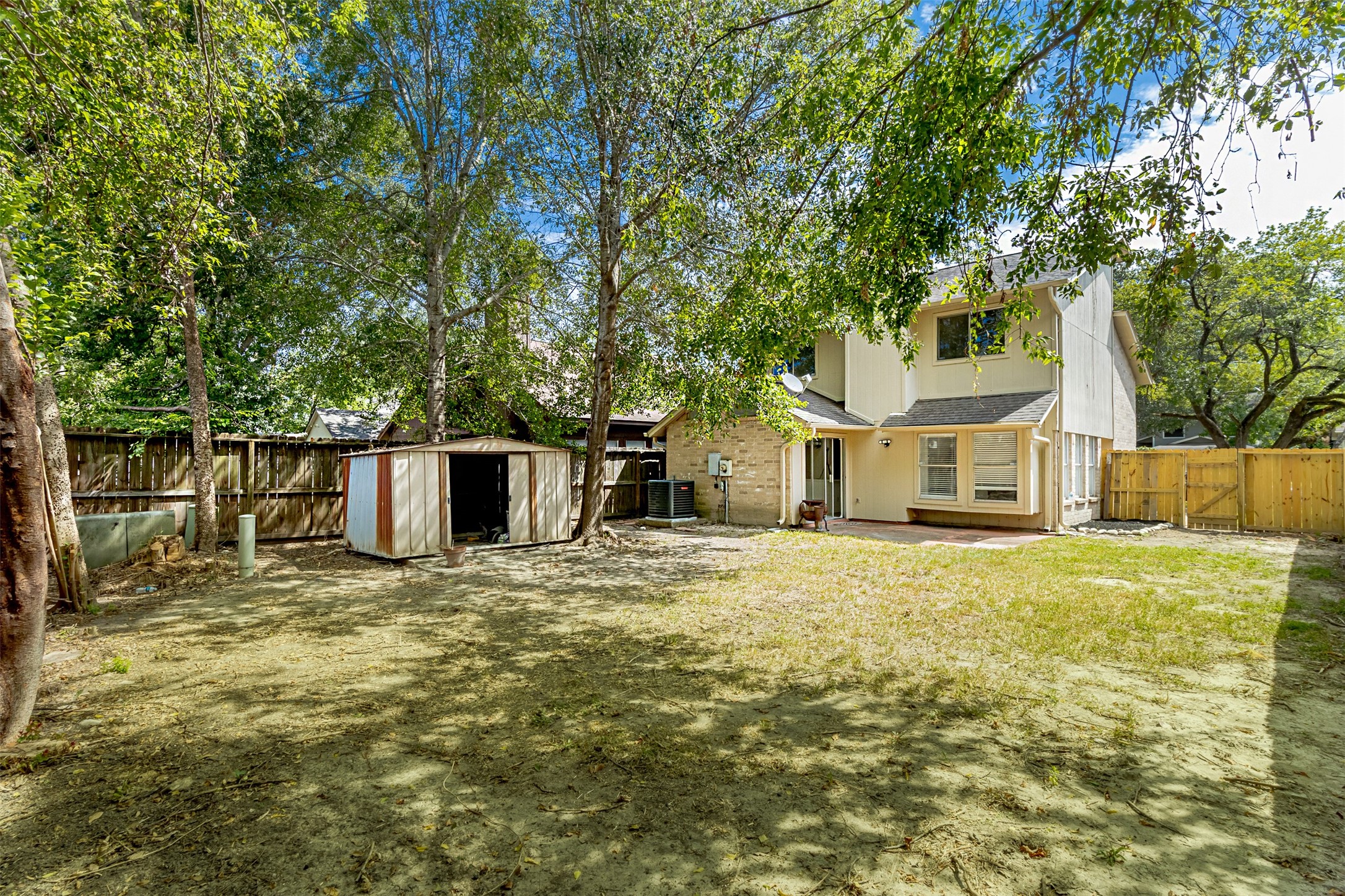 Listing photo 5
