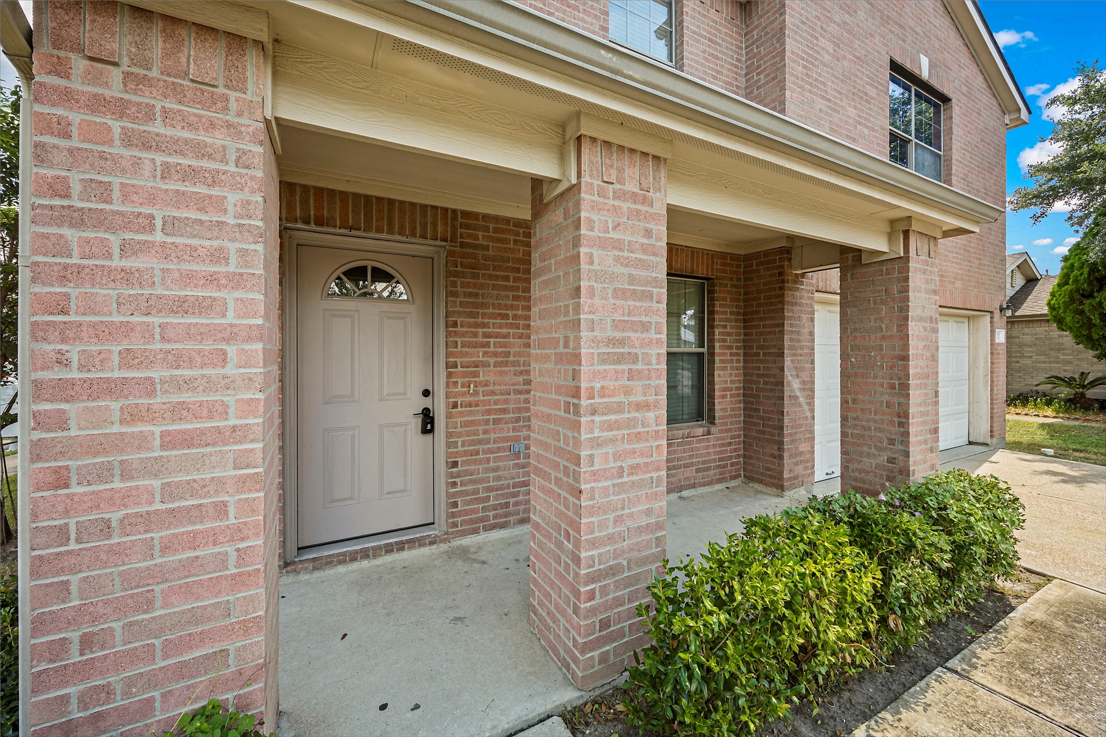 Listing photo 4