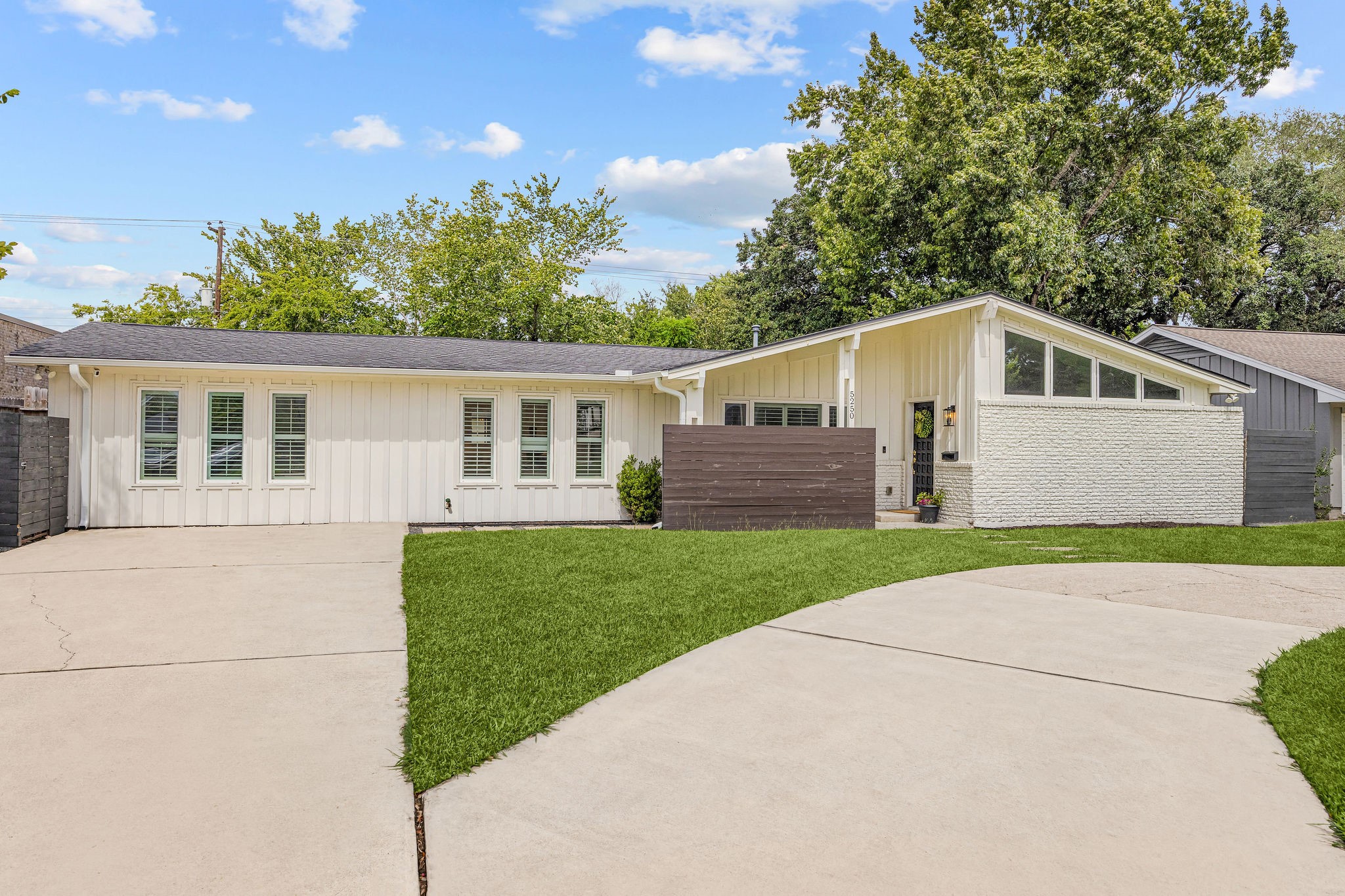 5250 Beechnut Street