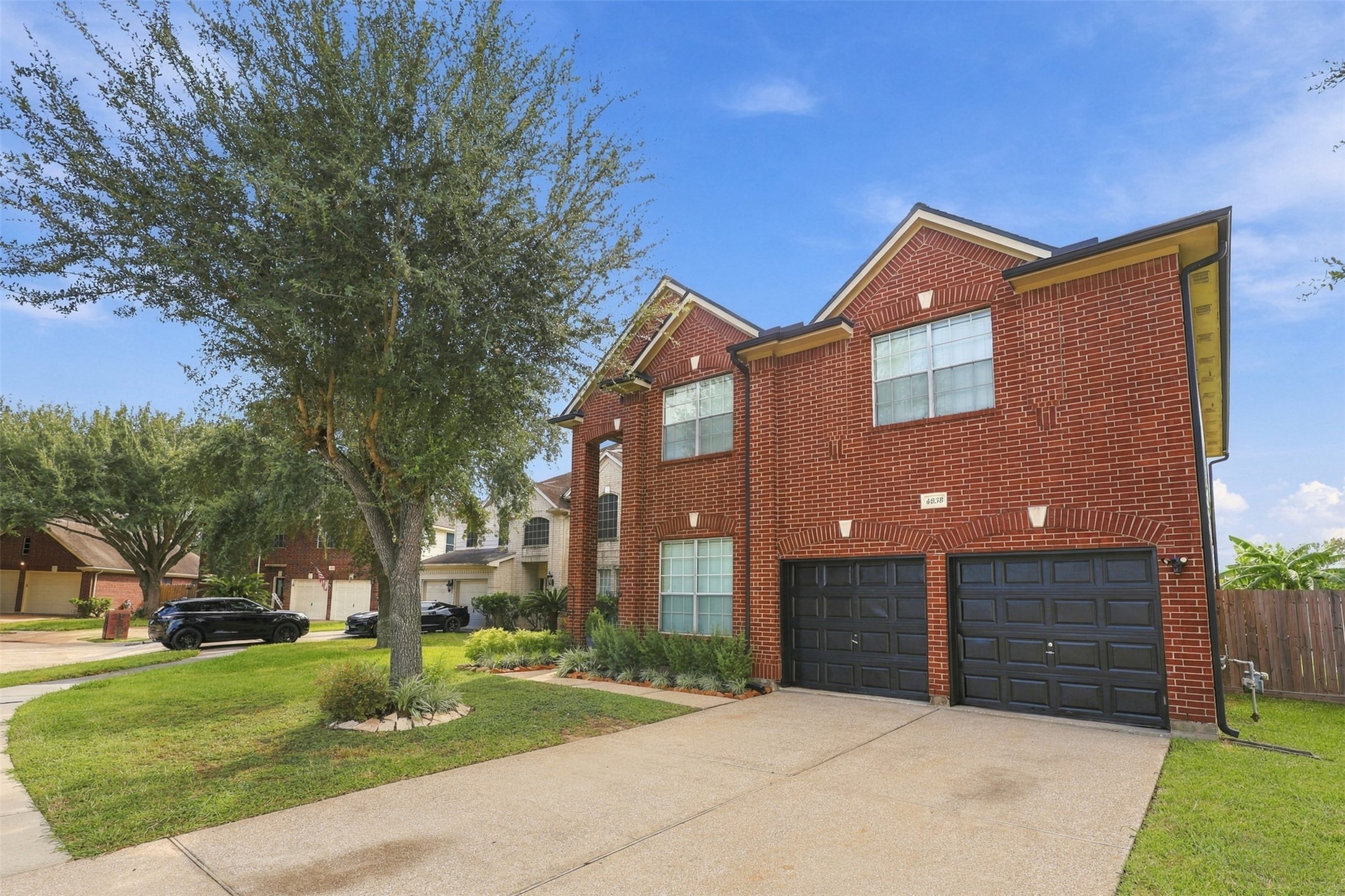 Listing photo 3
