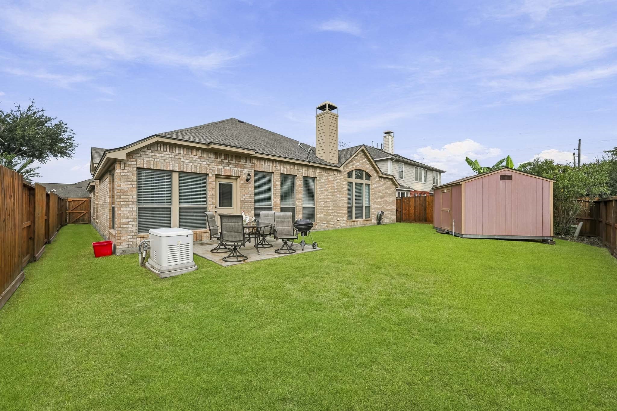 Listing photo 4