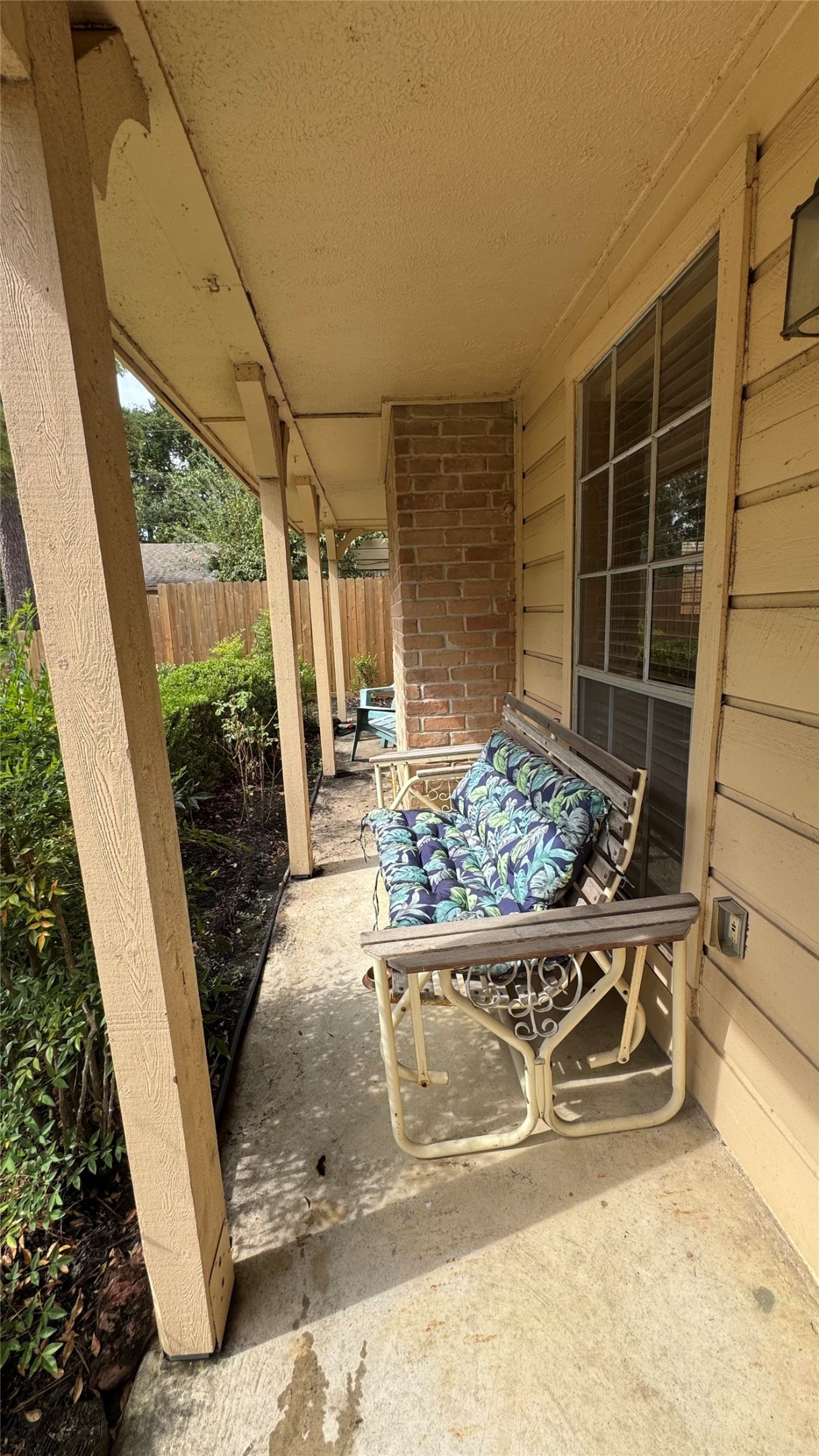 Listing photo 4