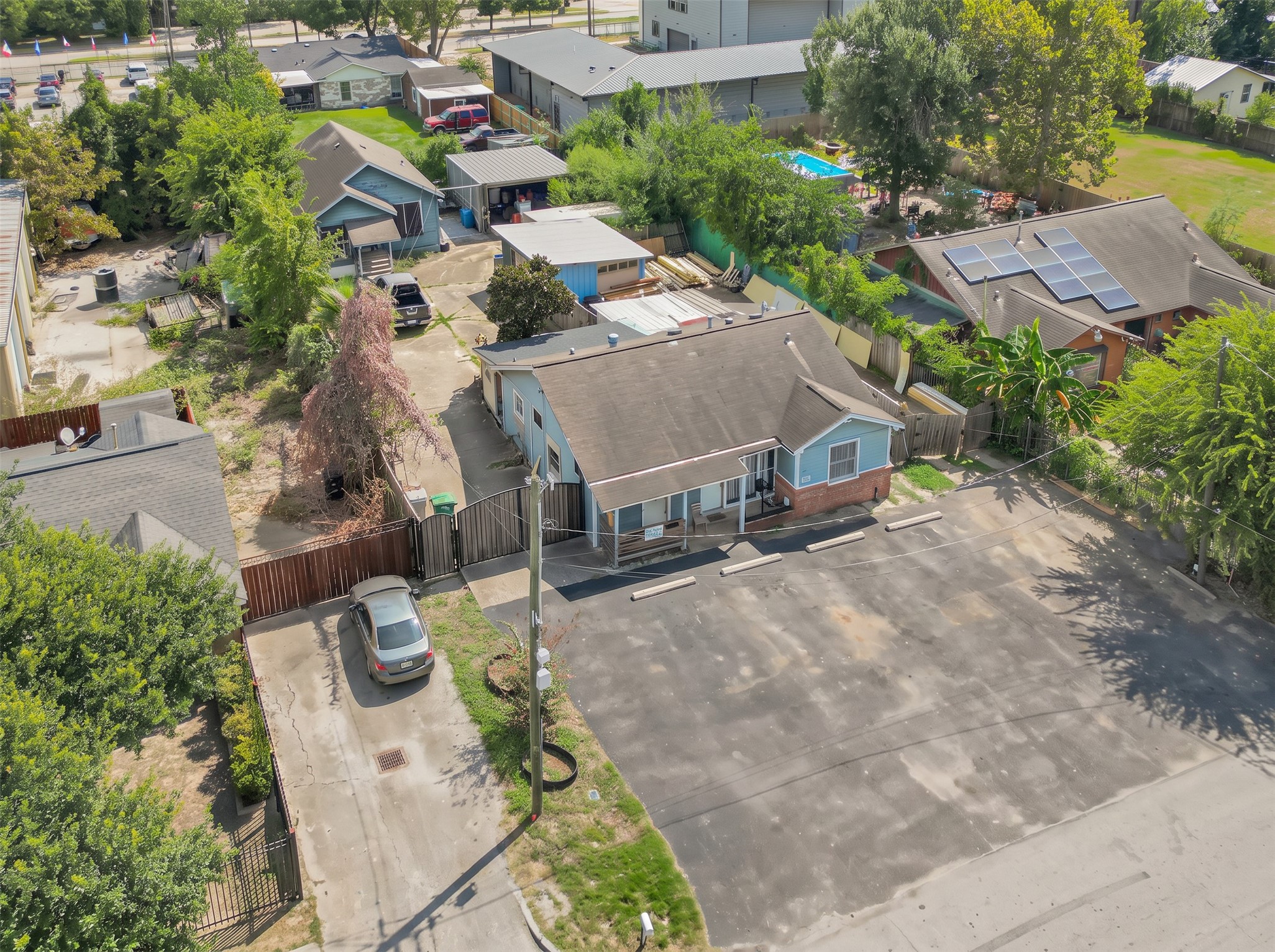 2084 Harland Drive