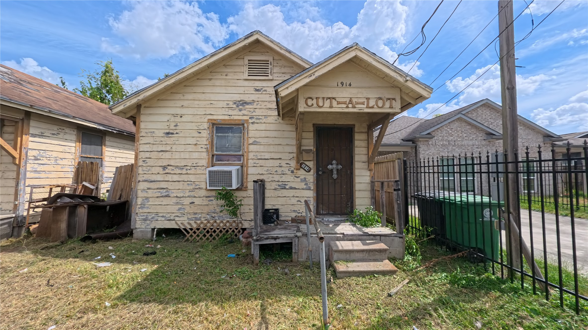 1914 Benson Street