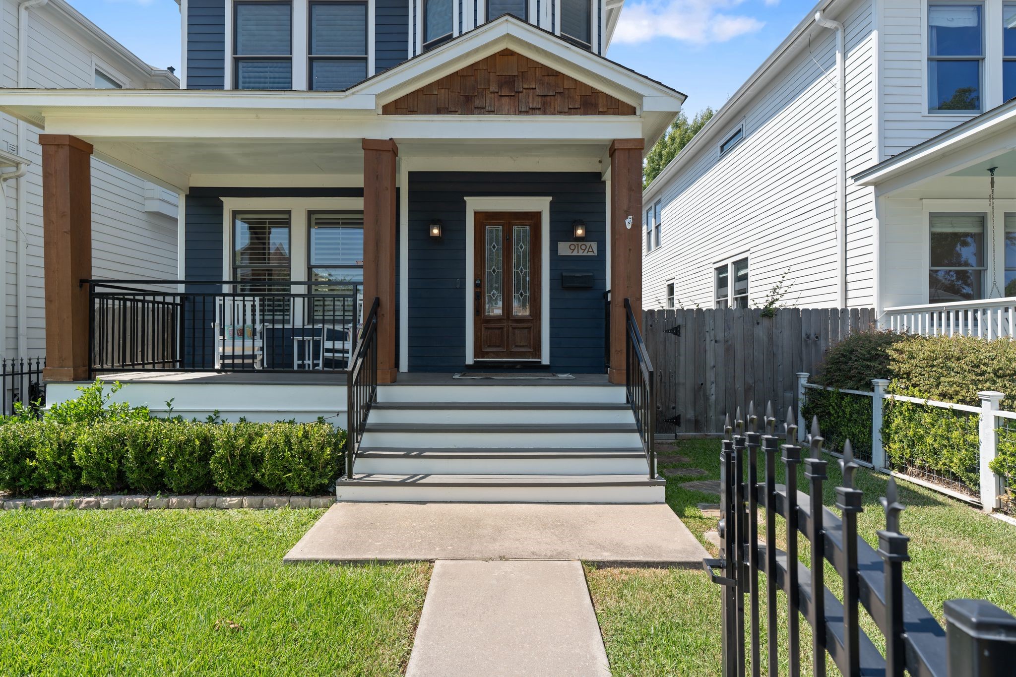 Listing photo 4