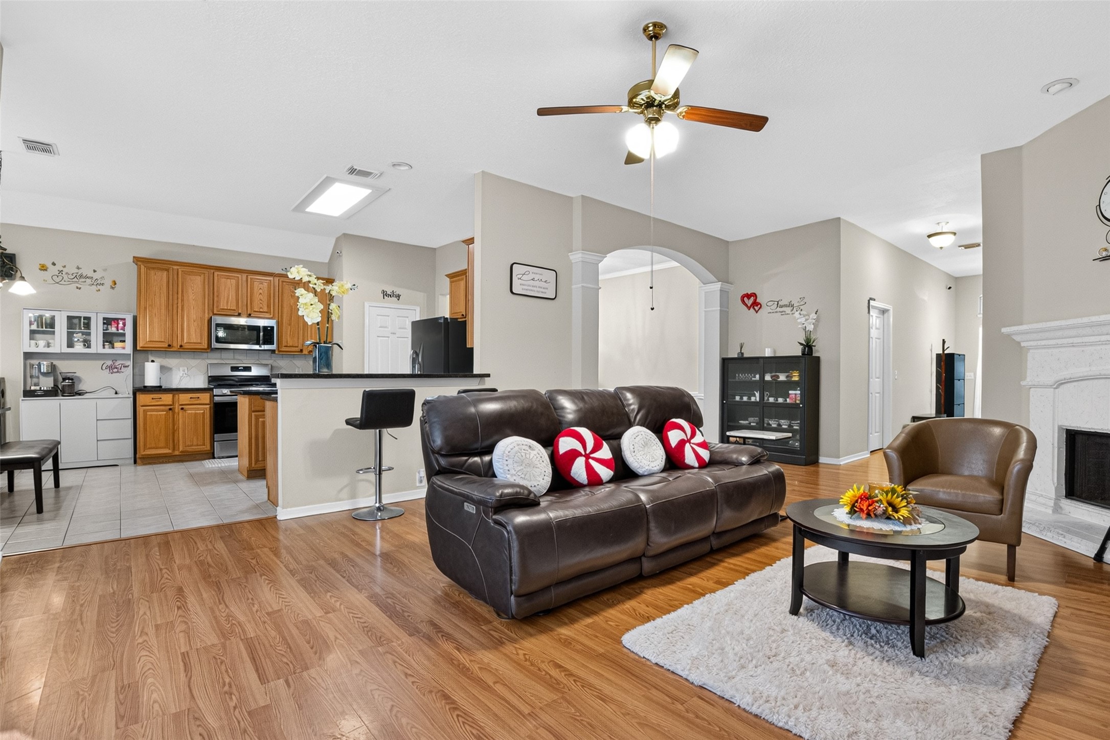 Listing photo 4