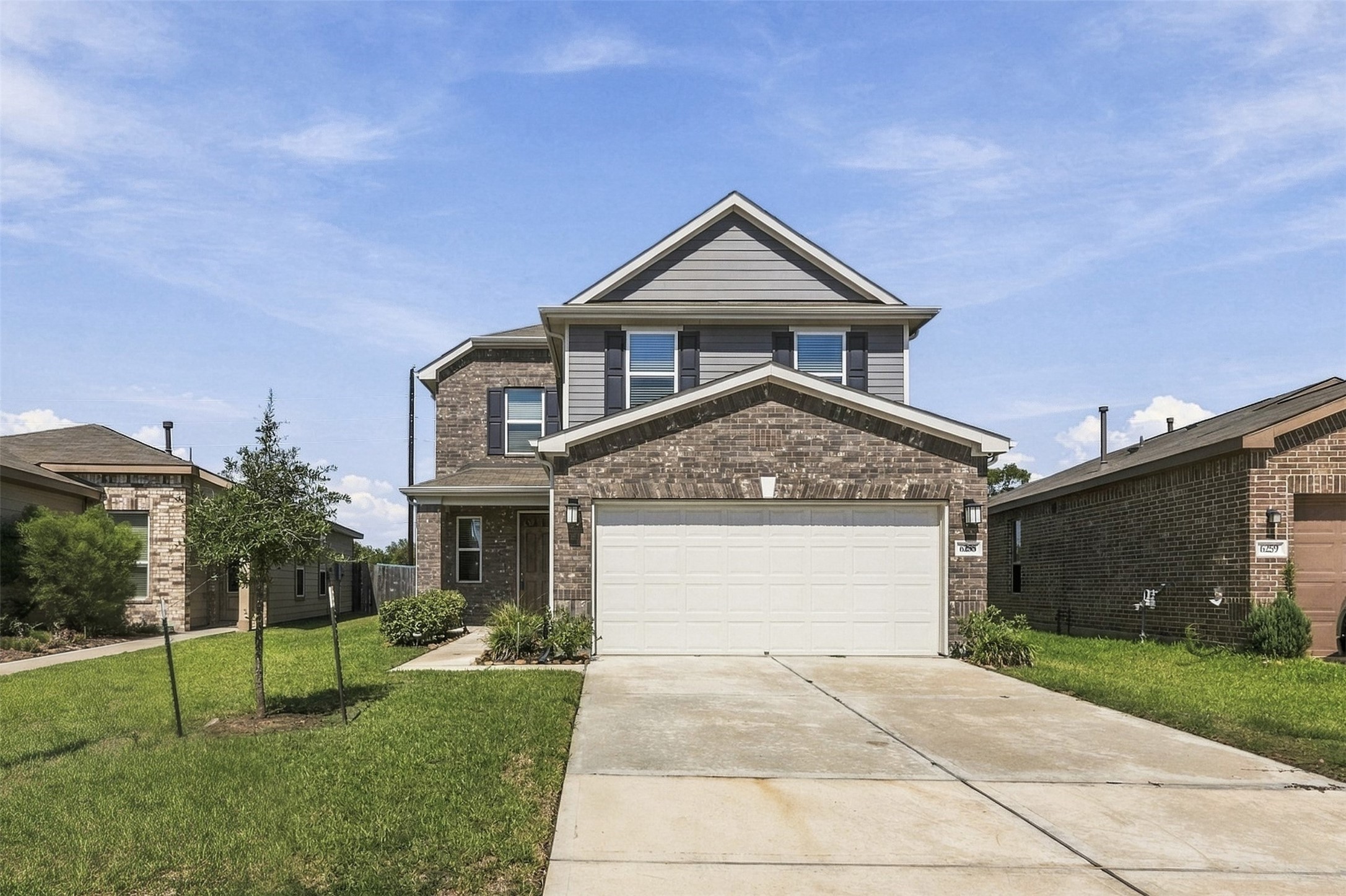 Listing photo 1