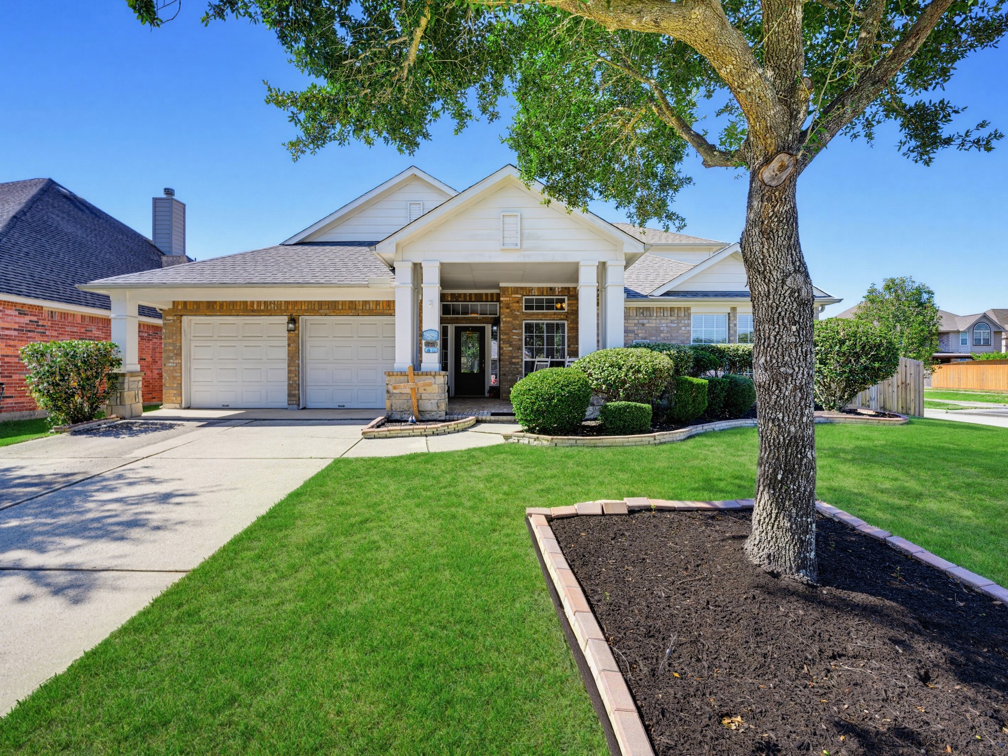 2521 Twisting Pine Court