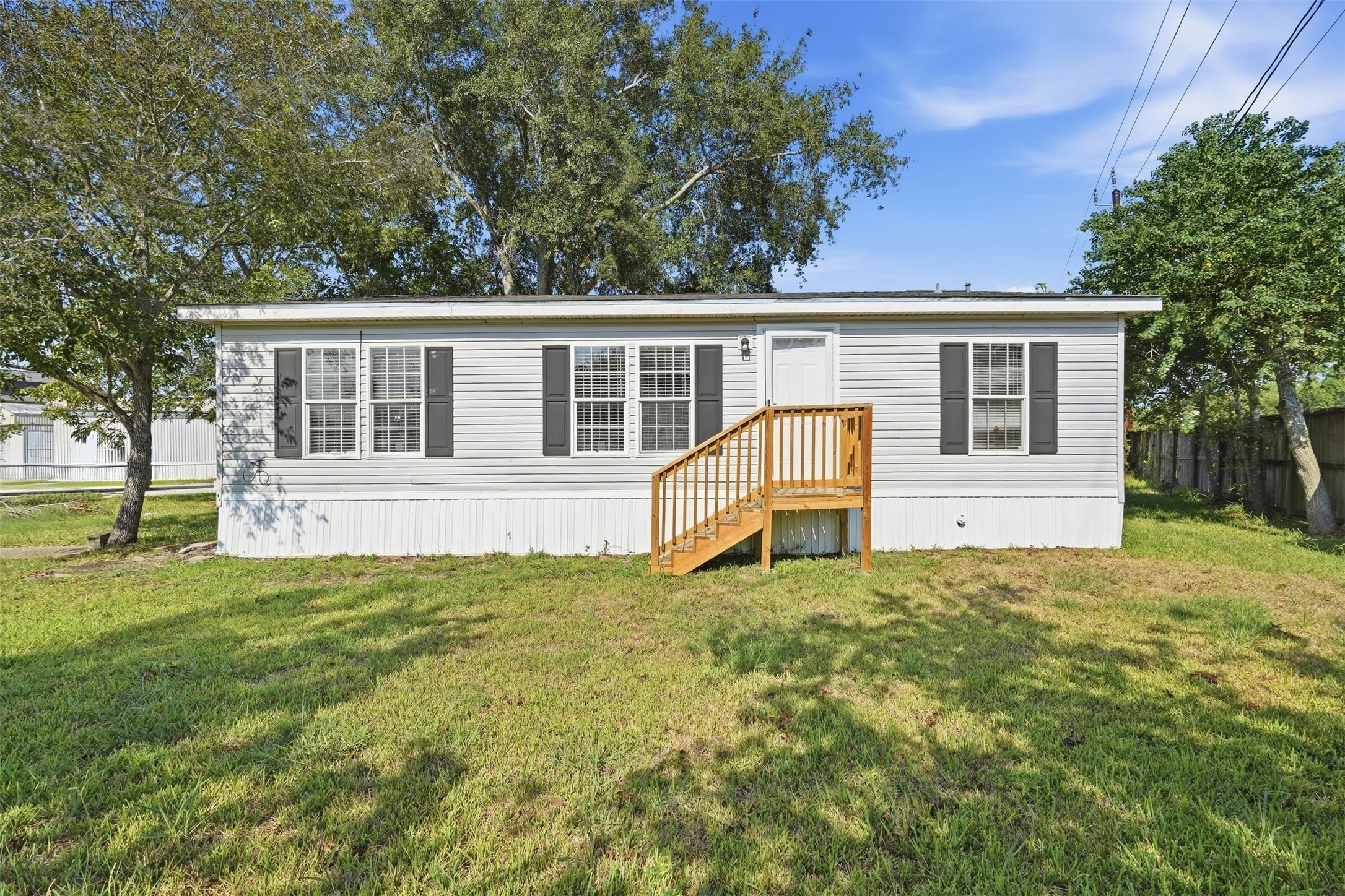 114 Dolphin Harbor