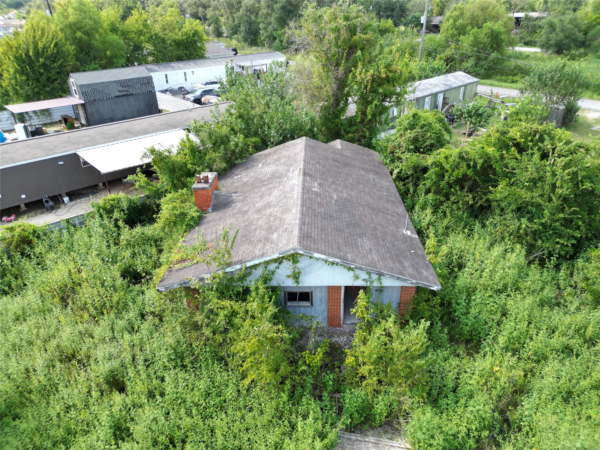 Listing photo 4