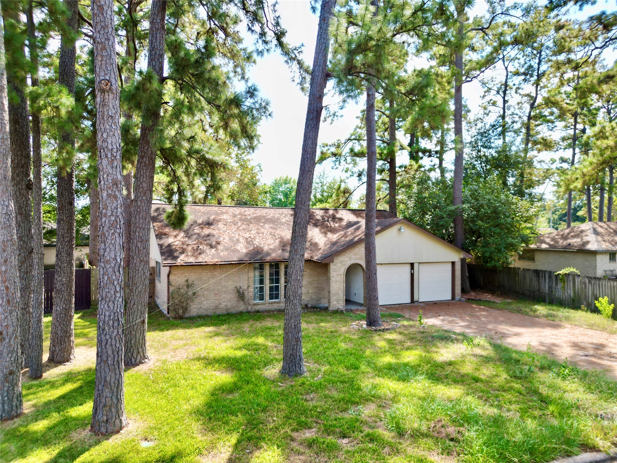 8006 White Swan Drive