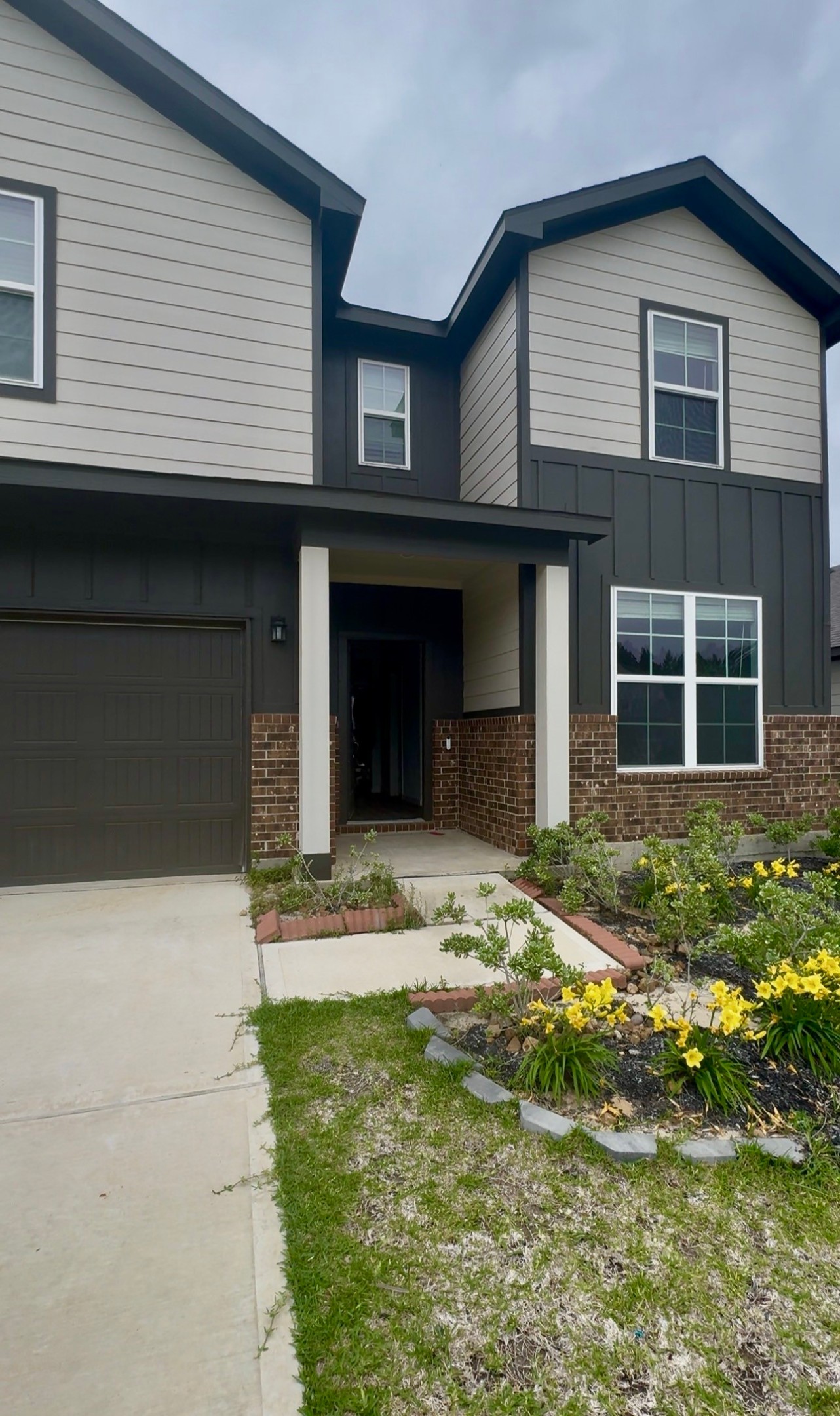 25058 Pomegranate Place