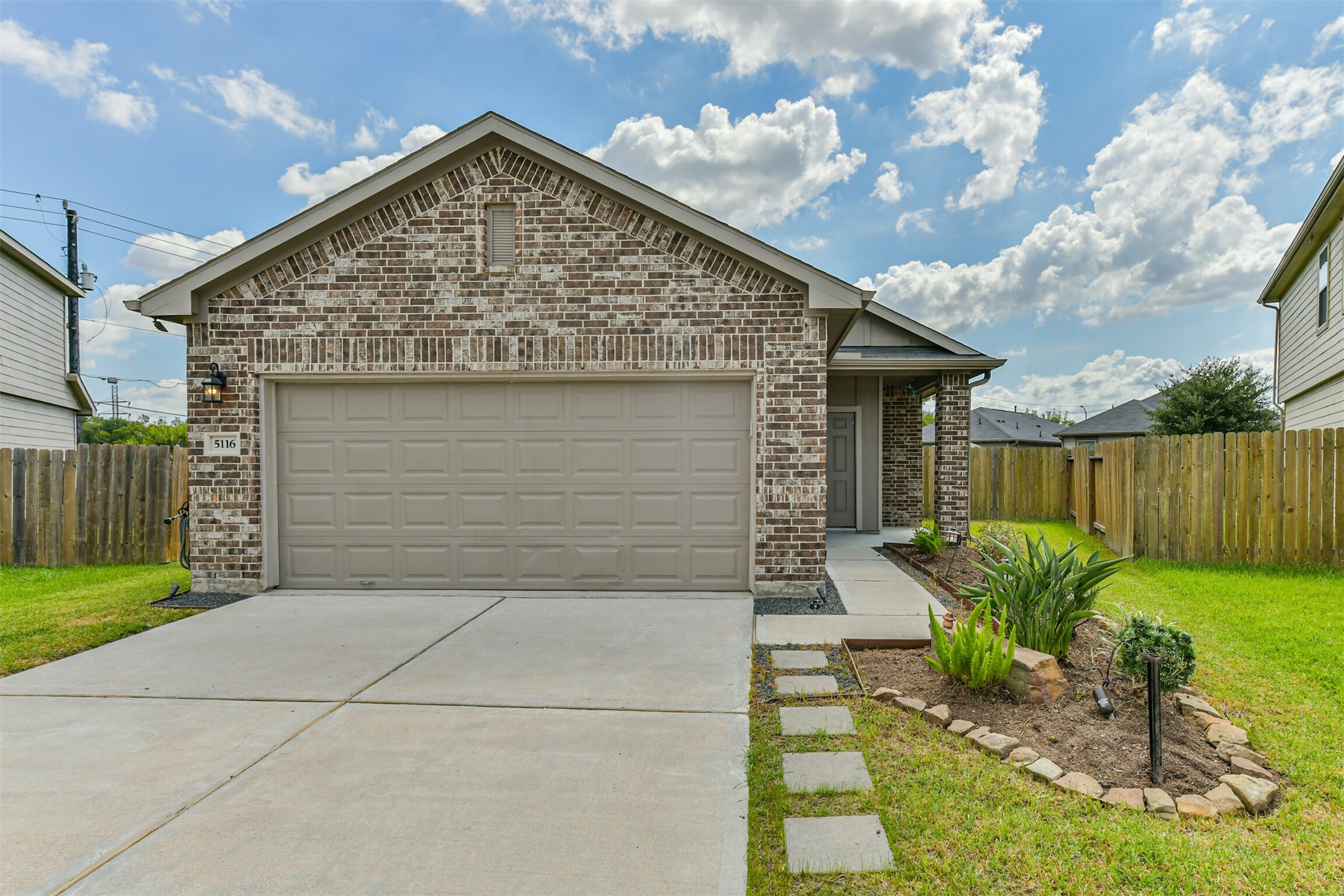 5116 Itiel Street