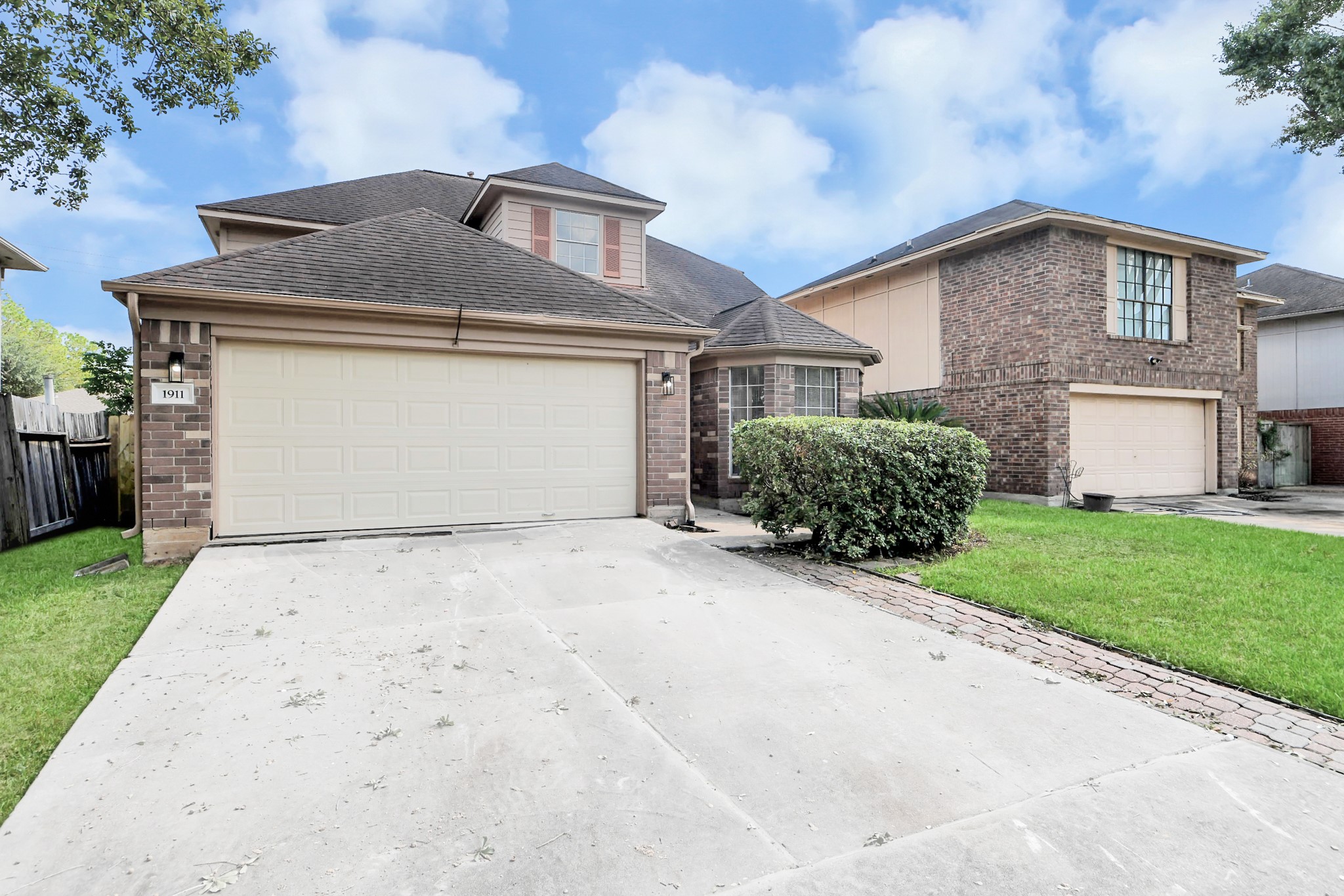 Listing photo 3