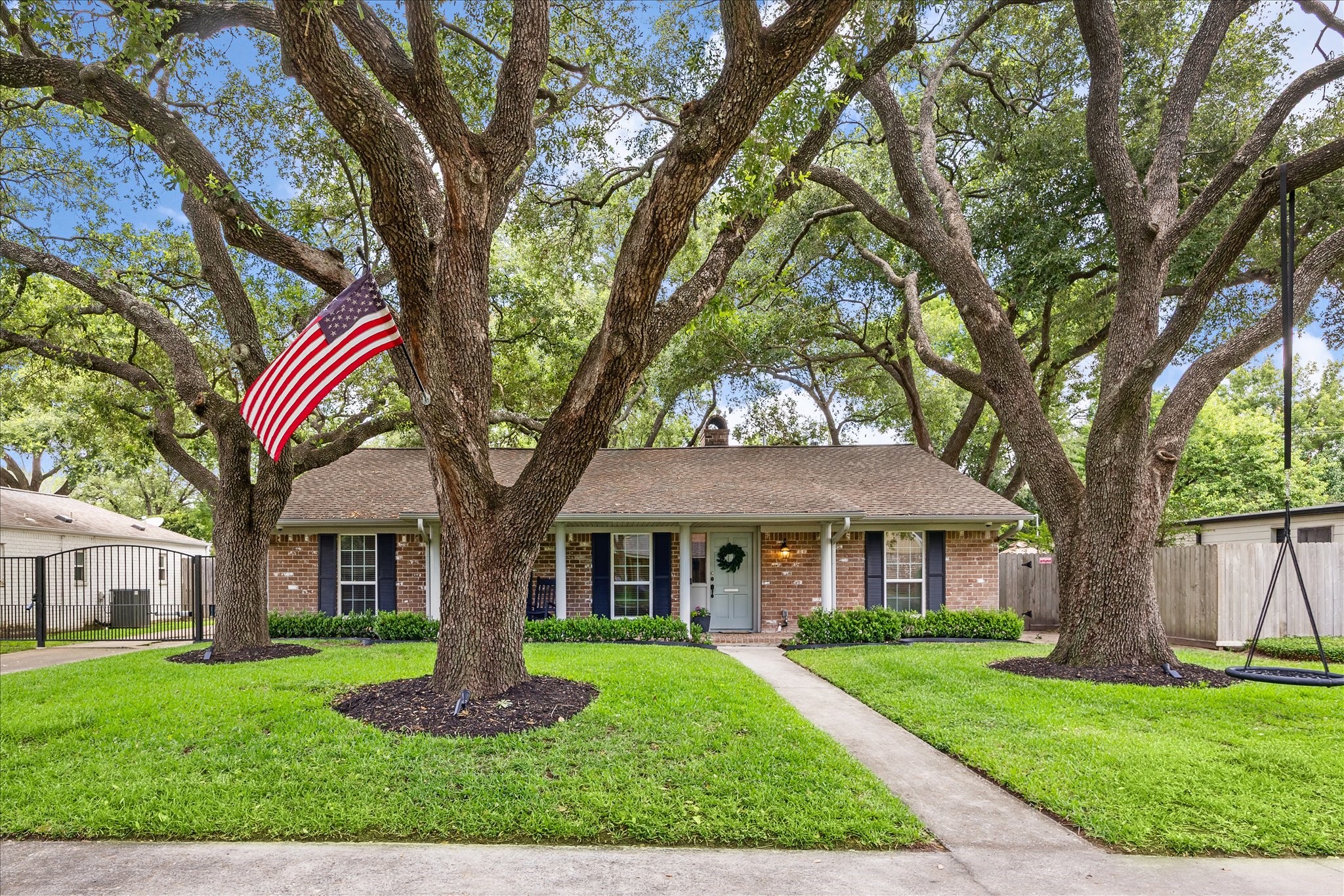 10714 Piping Rock Lane