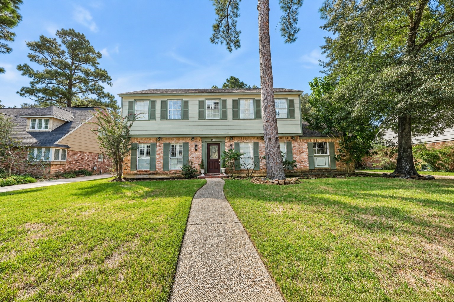 1511 Castlerock Drive