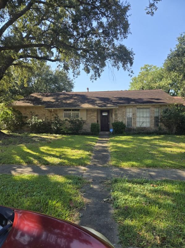 5811 Ludington Drive