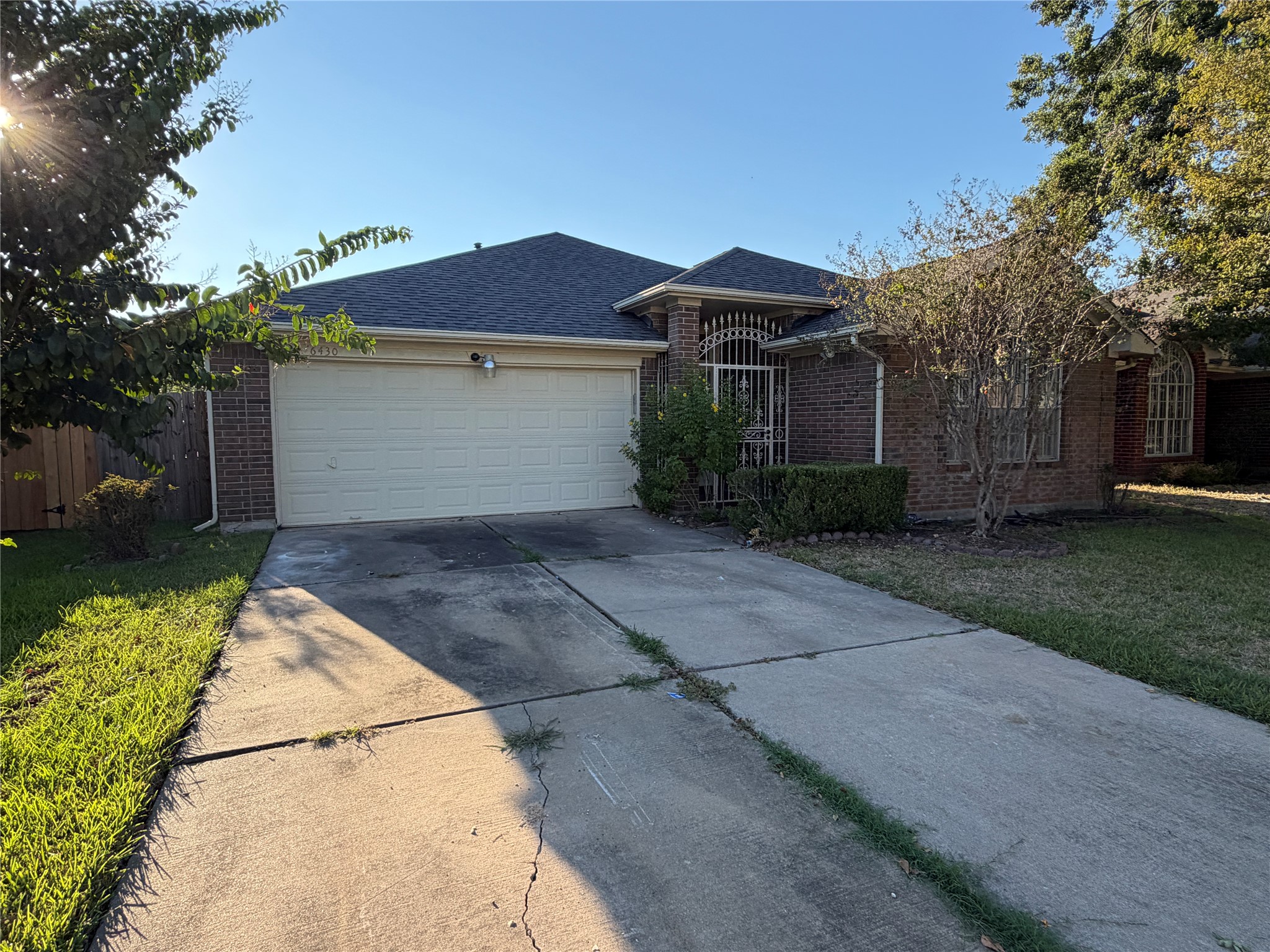 Listing photo 1