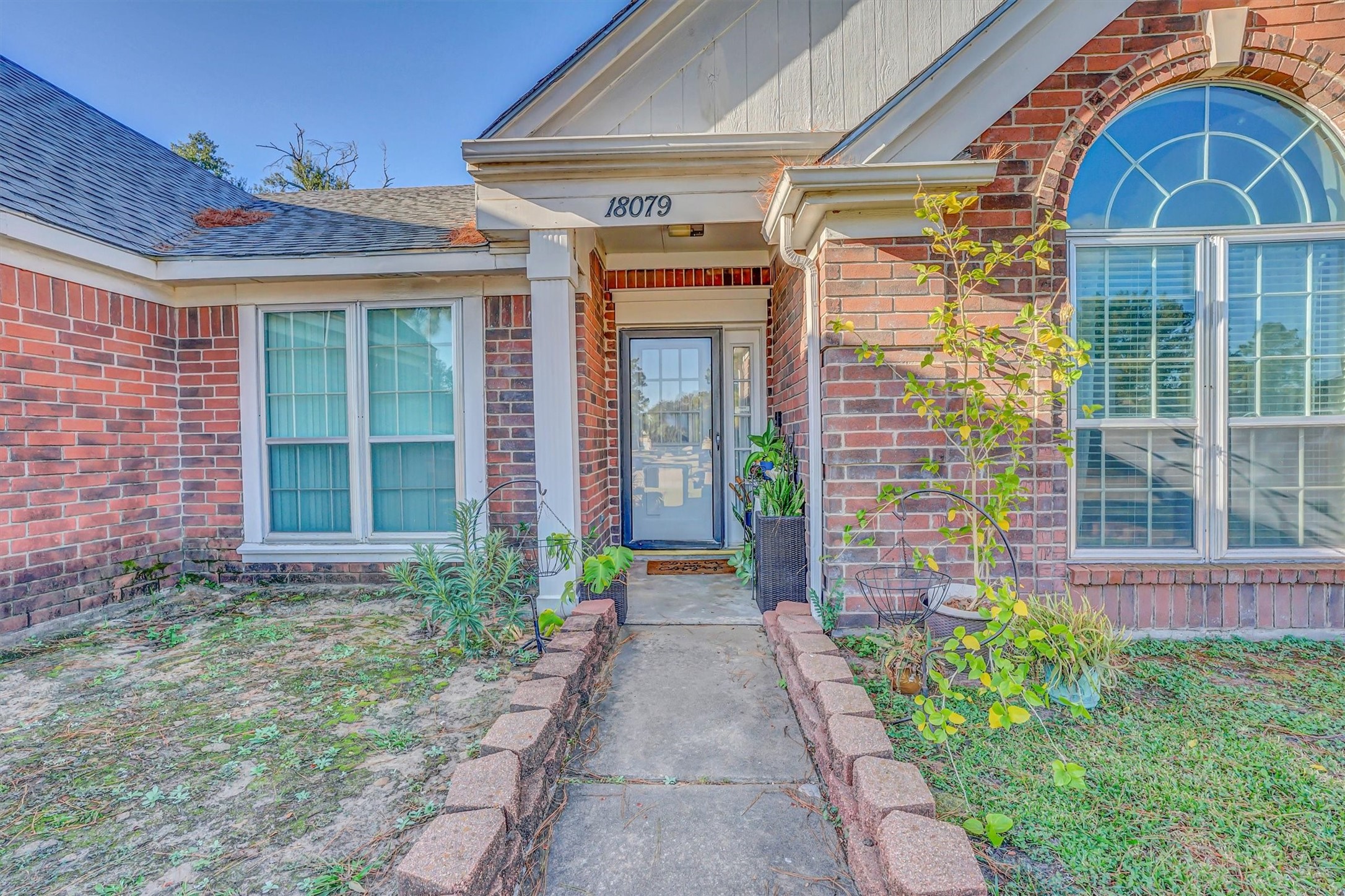 Listing photo 4