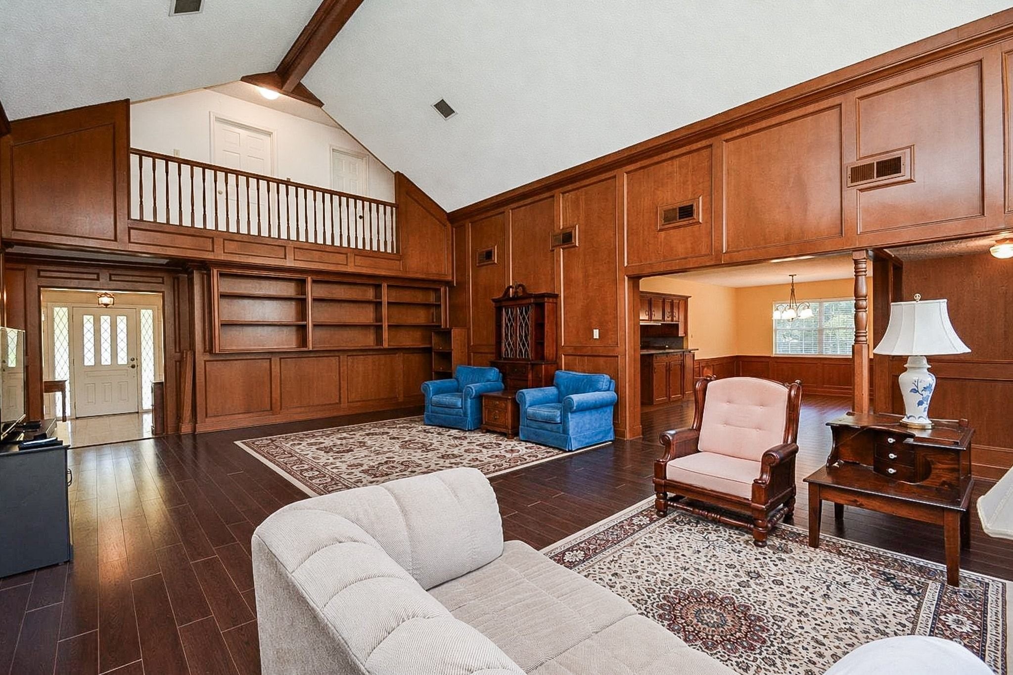 Listing photo 5