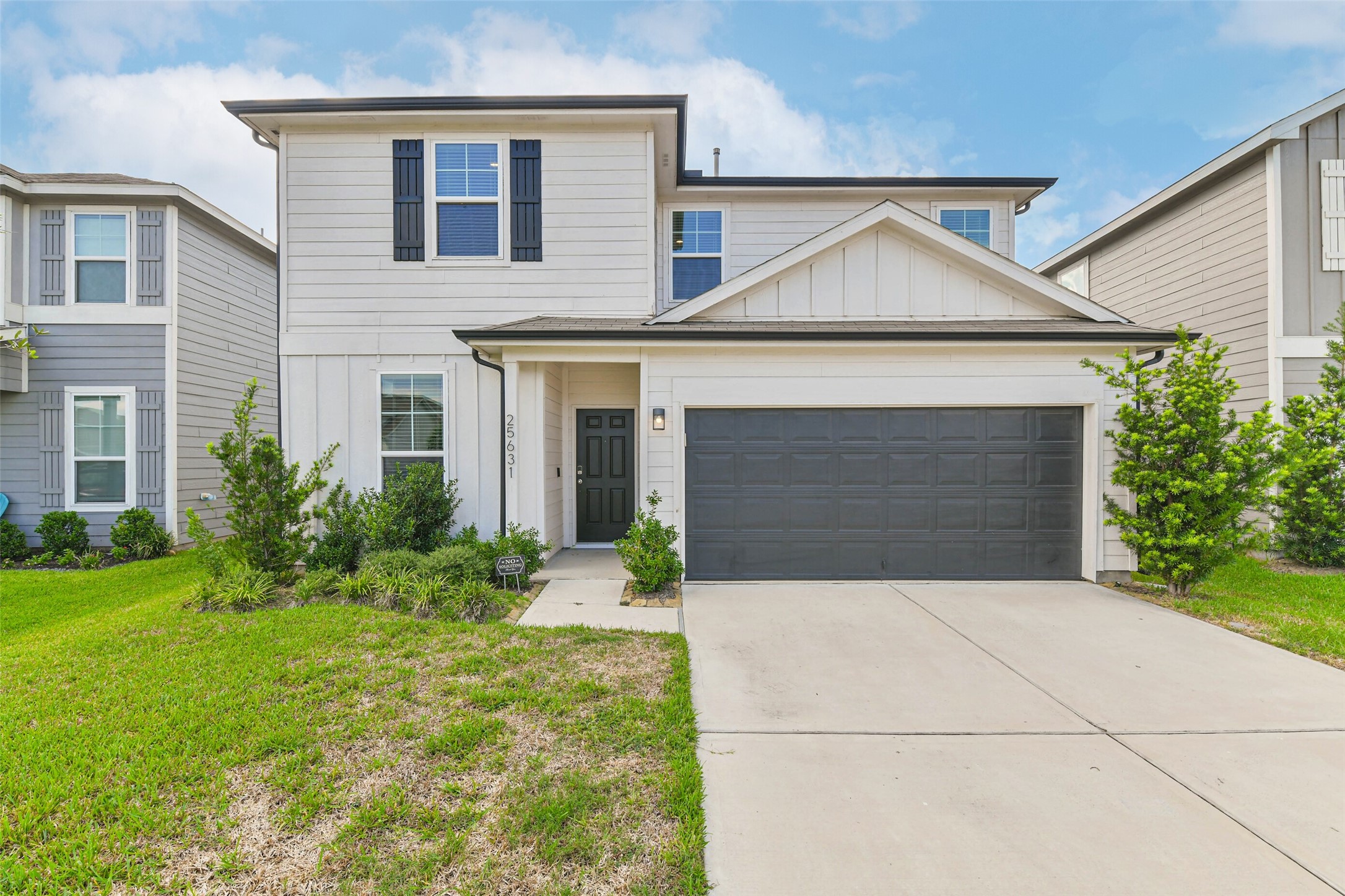 25631 Balsamroot Drive