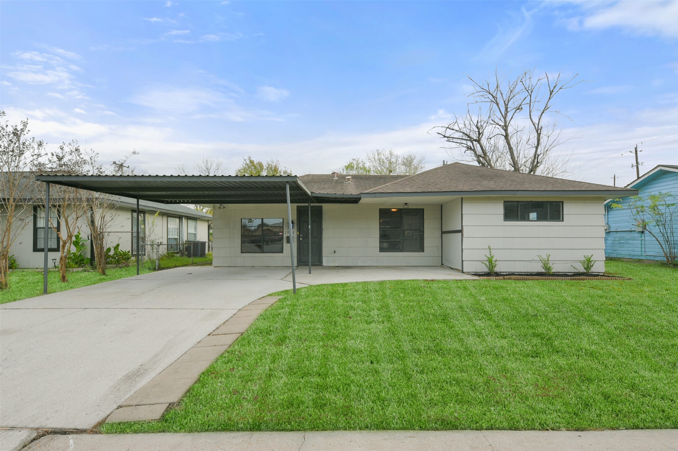 1913 Scarborough Lane