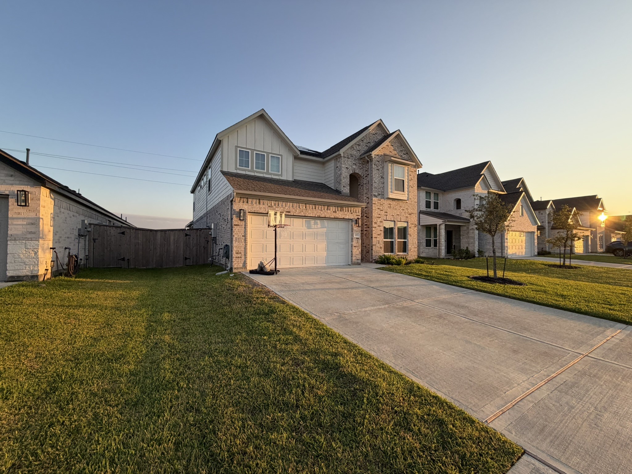 Listing photo 3
