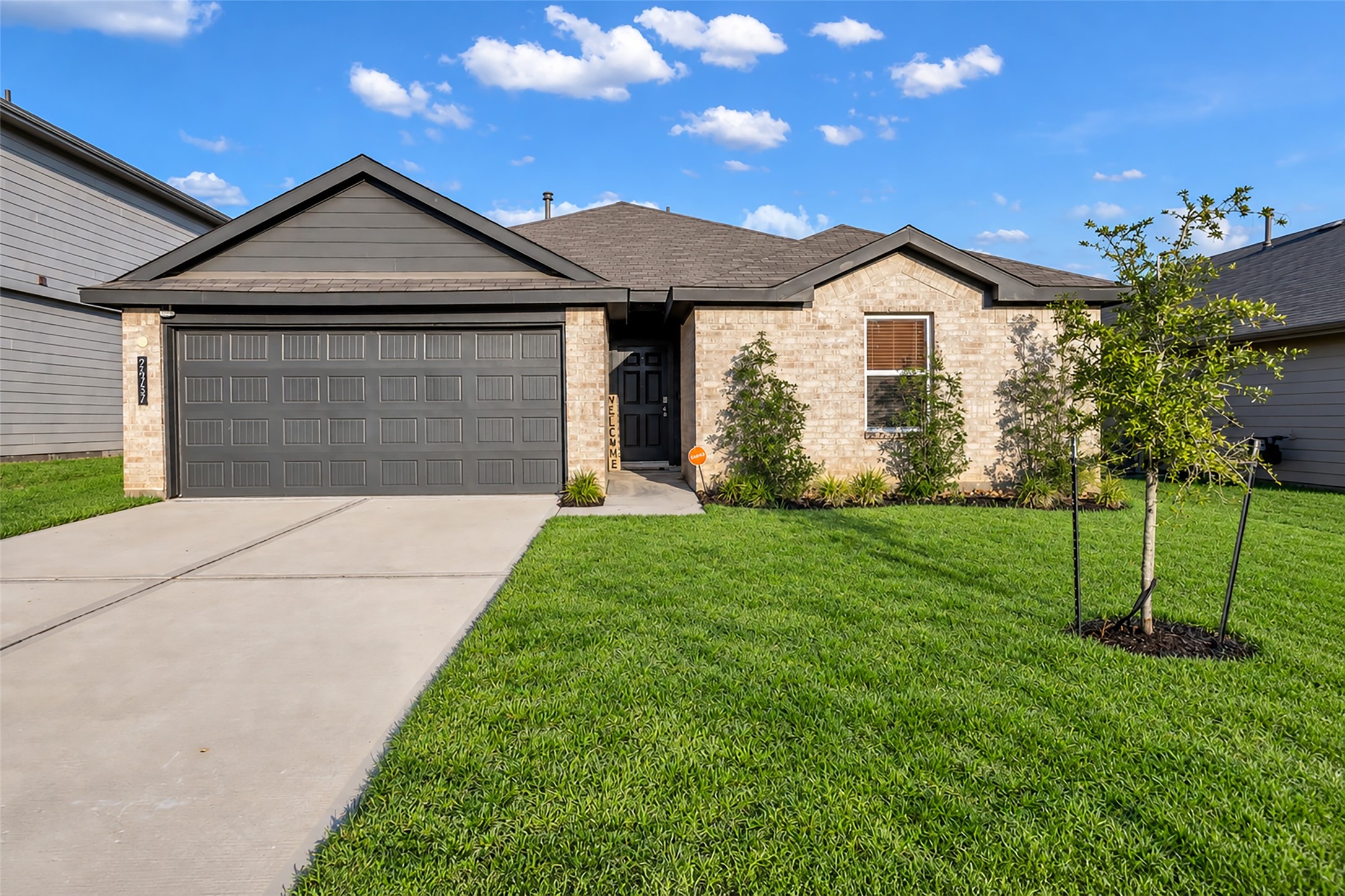 24737 Majestic Cone Lane