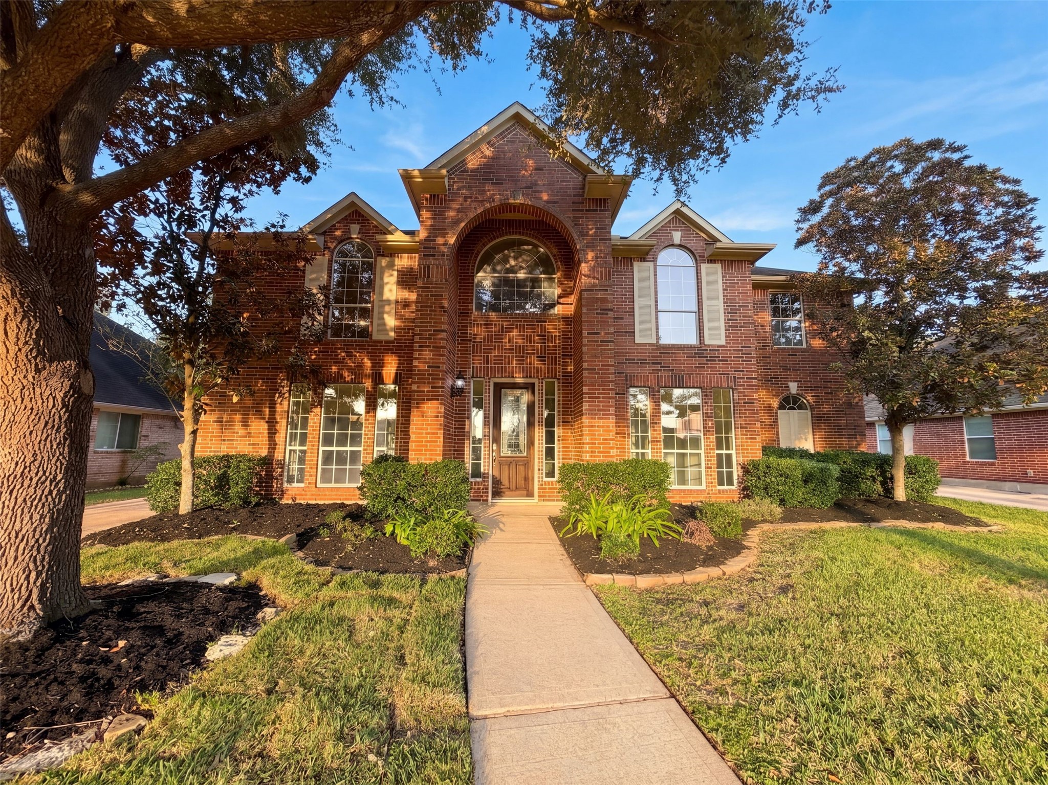9019 Sunny Ridge Drive