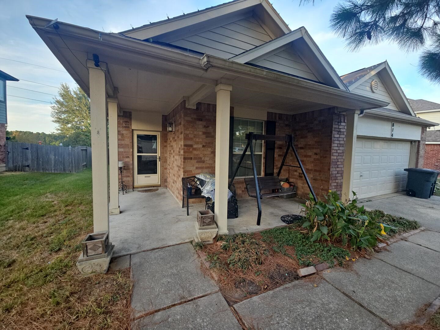 Listing photo 3