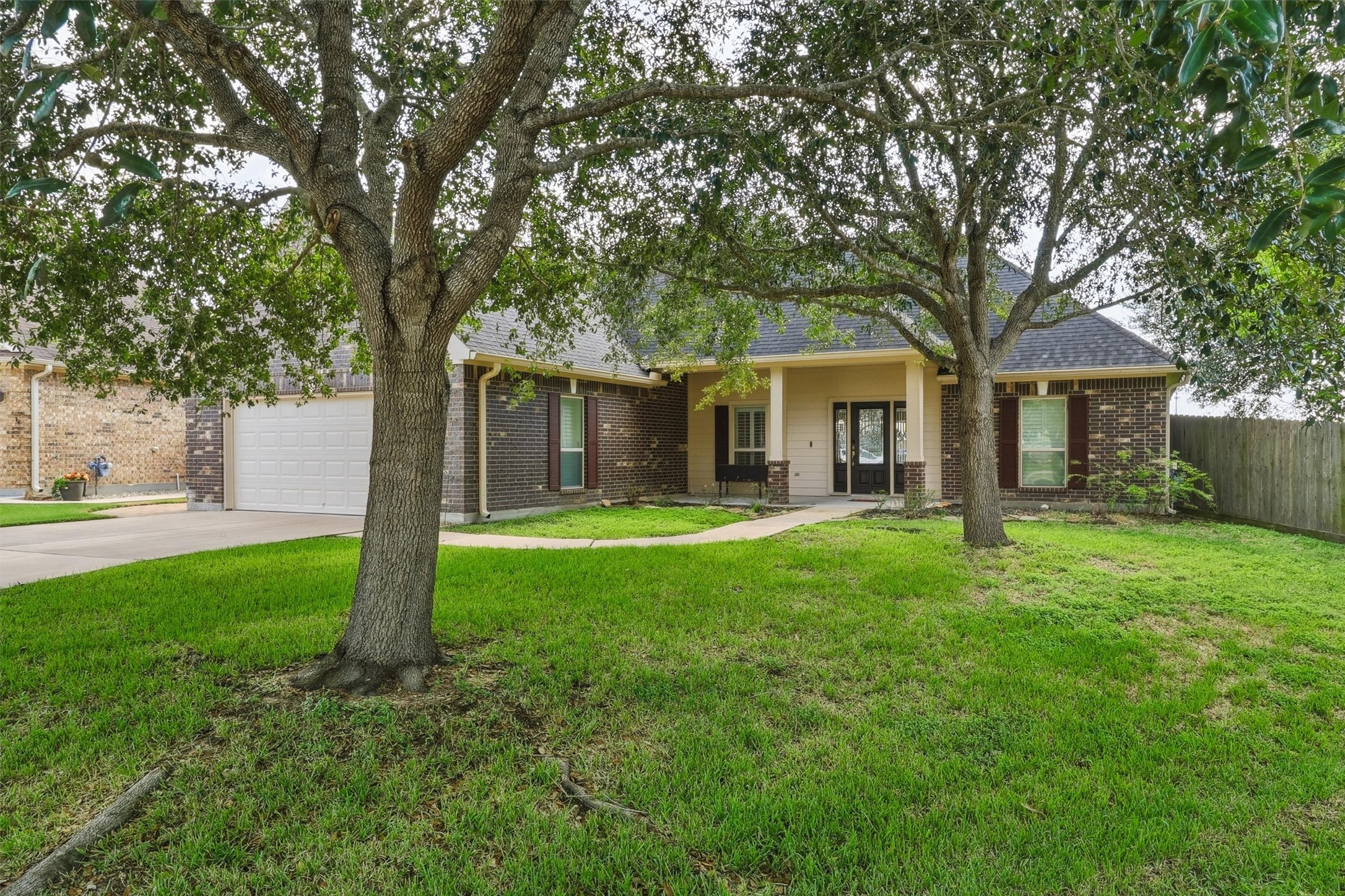 227 Village Dr