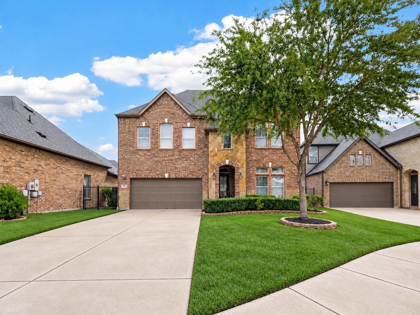 5247 Pickford Grove