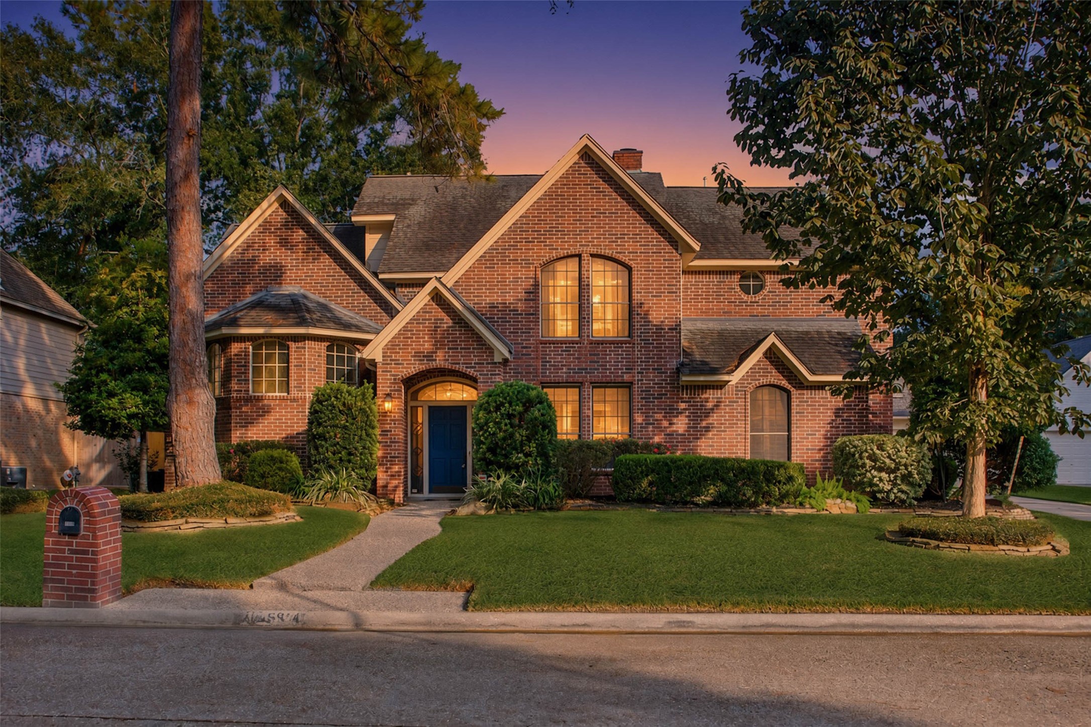 Listing photo 3