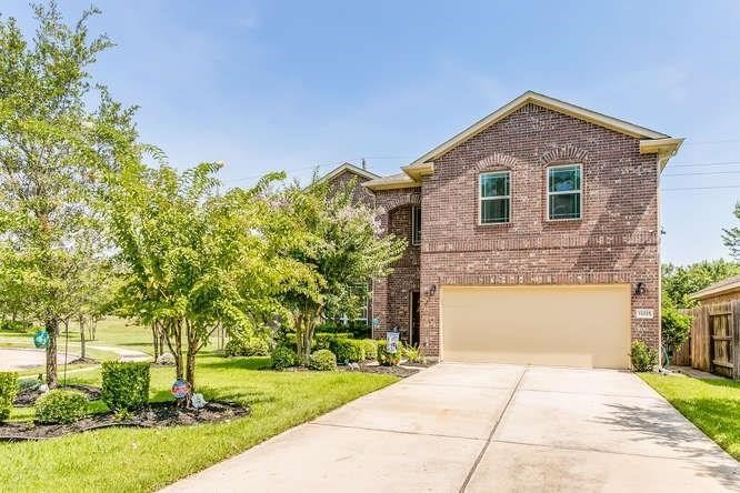 11215 English Rose Trail