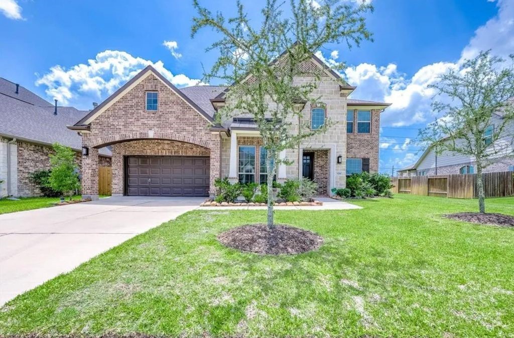 1214 Crescent Mirror Lane