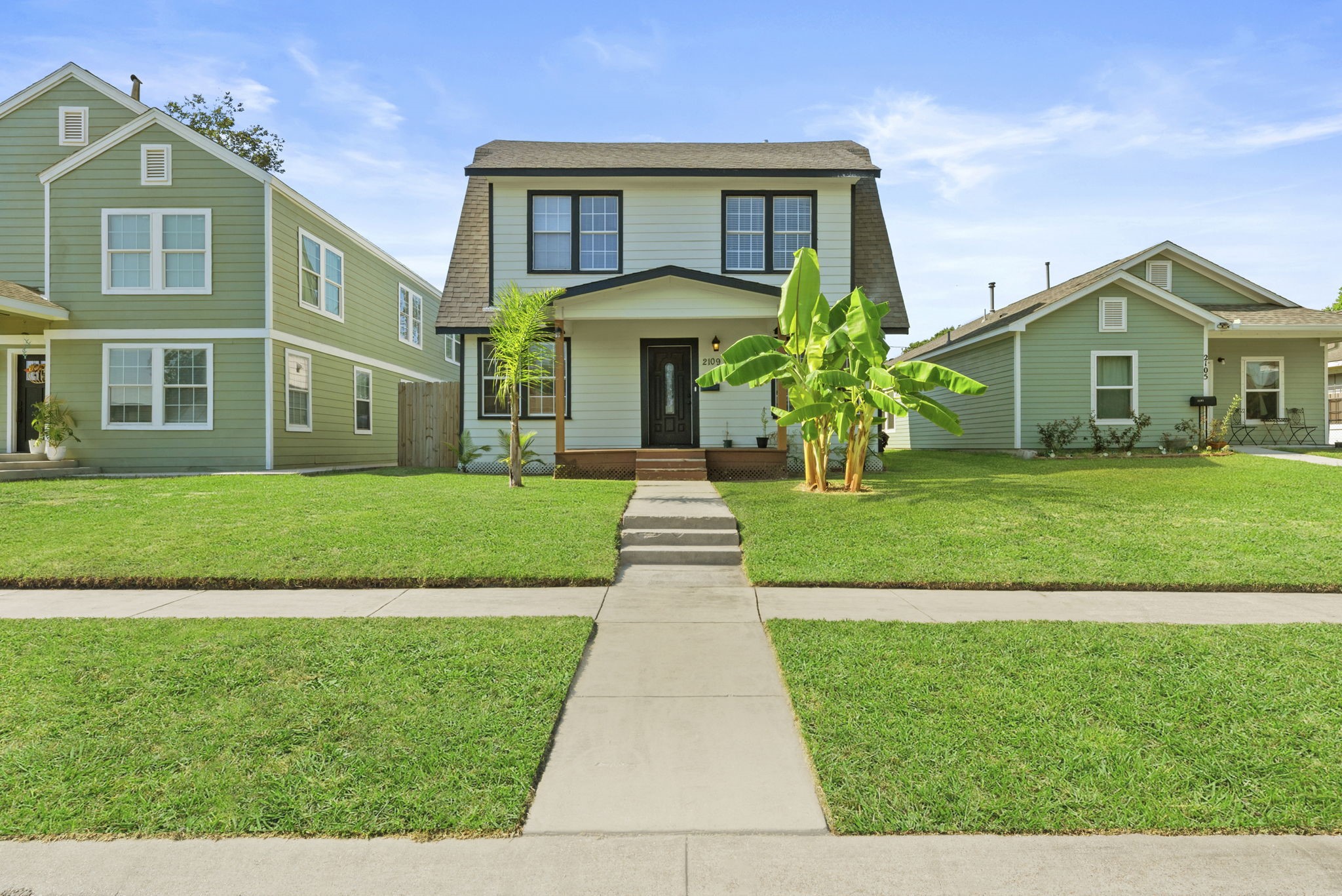 Listing photo 3