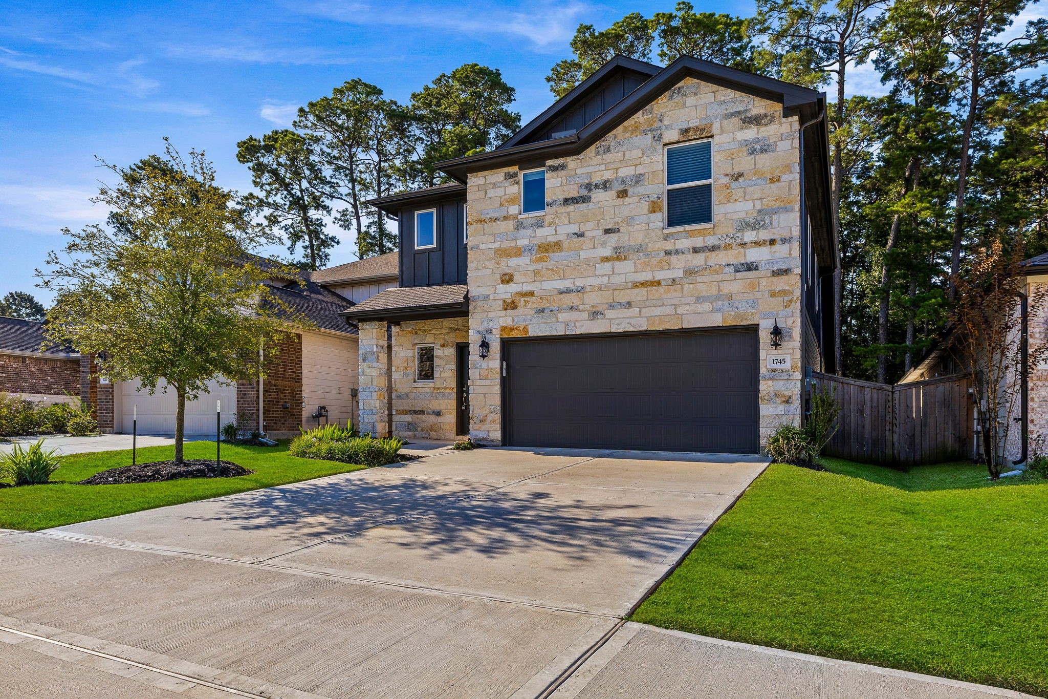1745 Succotash Oak Court