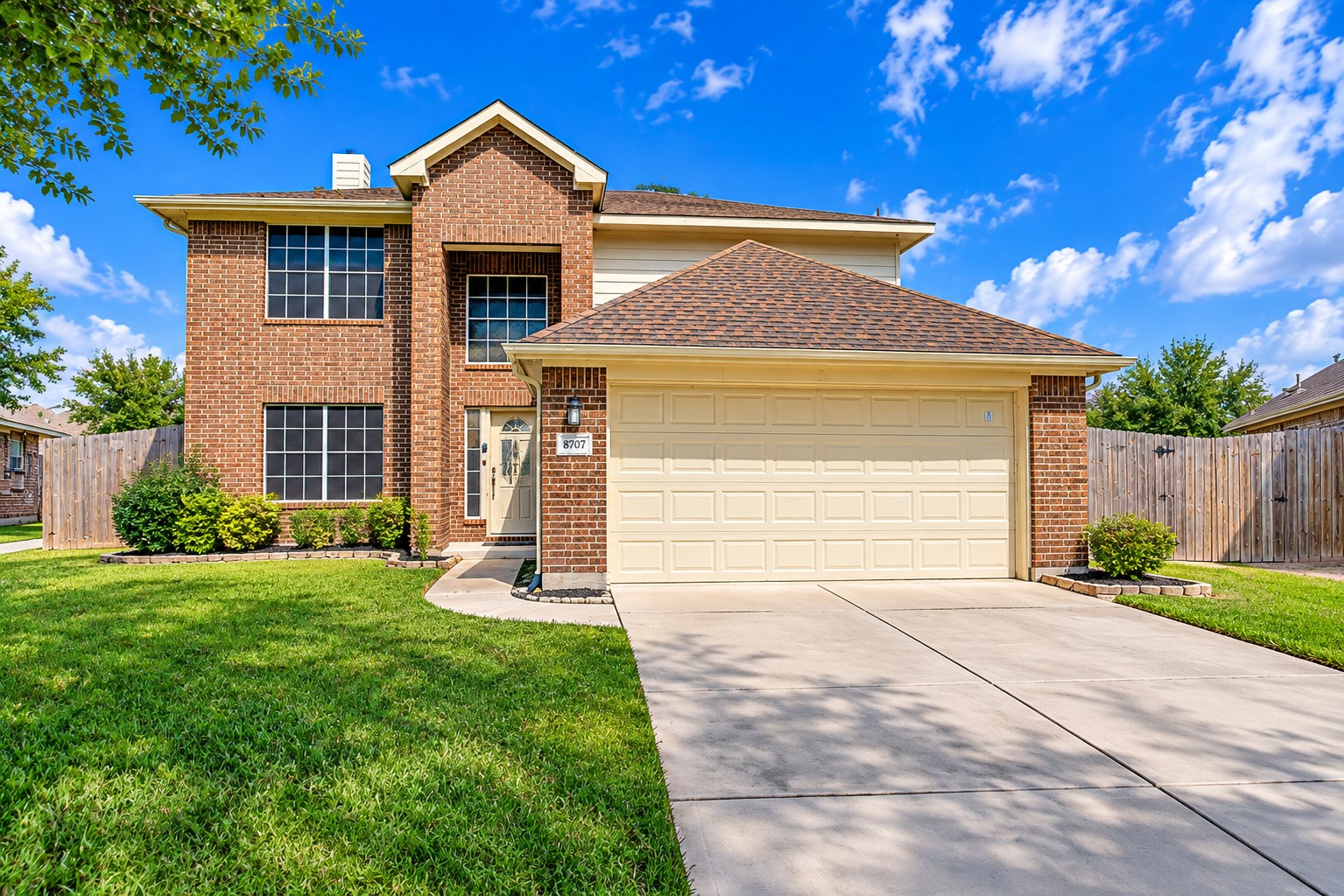 8707 Balie Lane