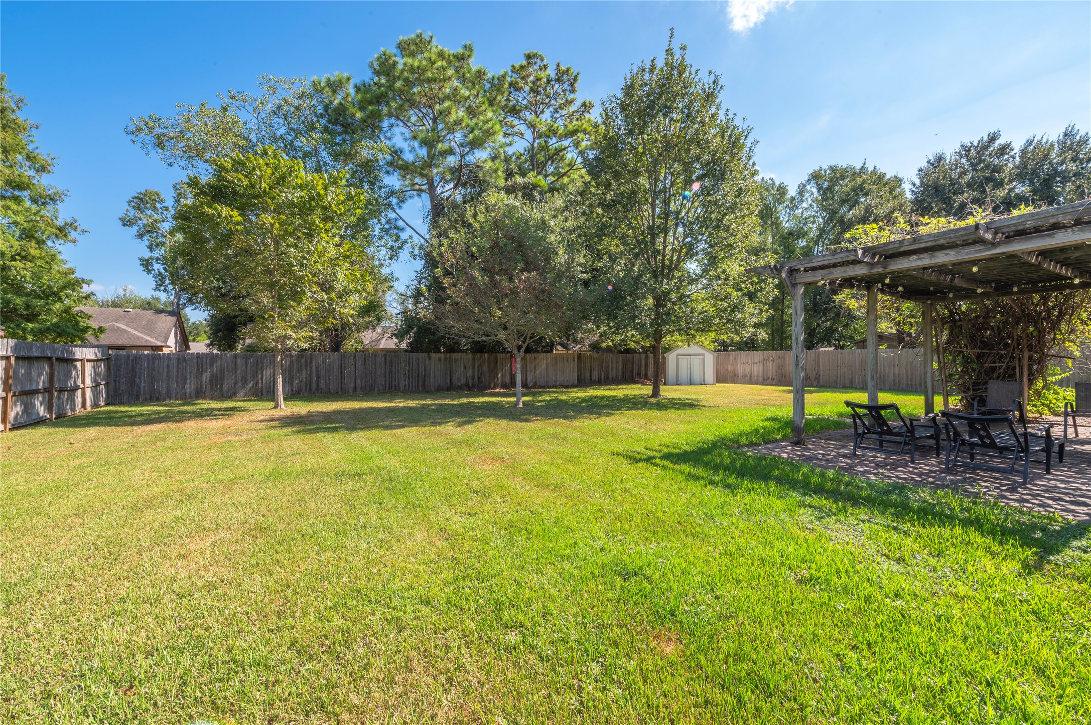 Listing photo 4