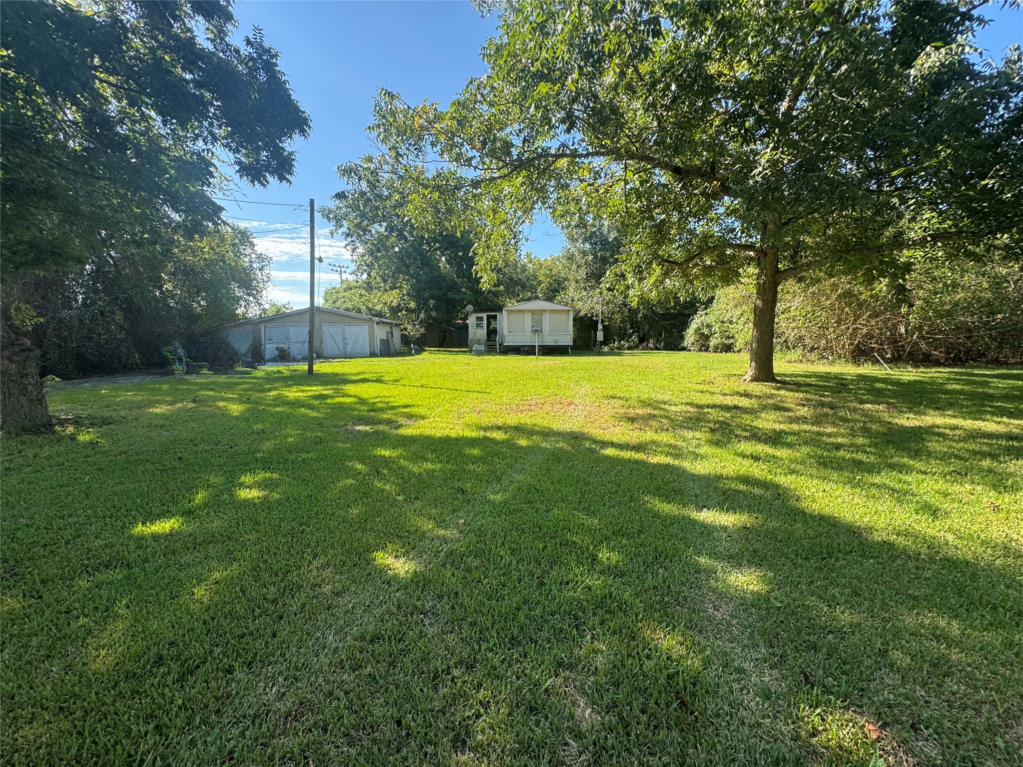 813 E Canal Road