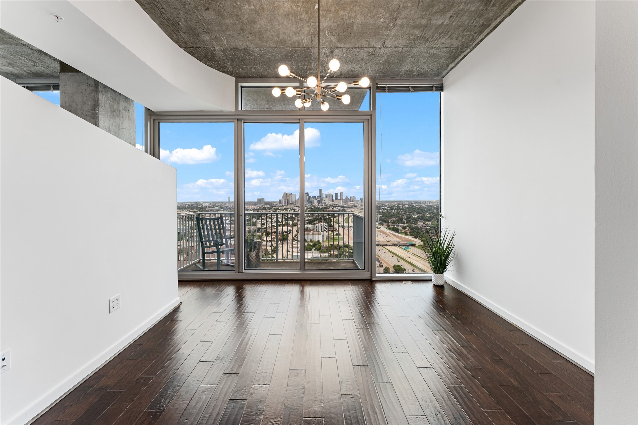 5925 Almeda Road