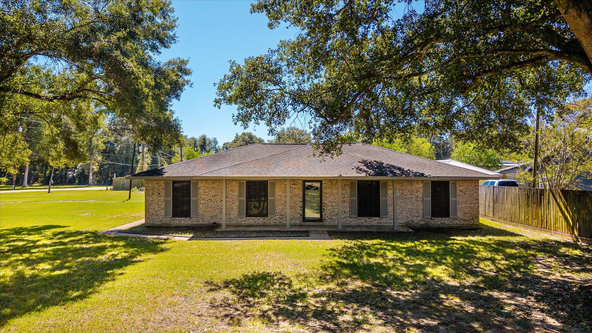 906 Havard Road