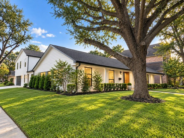 12503 Barryknoll Lane