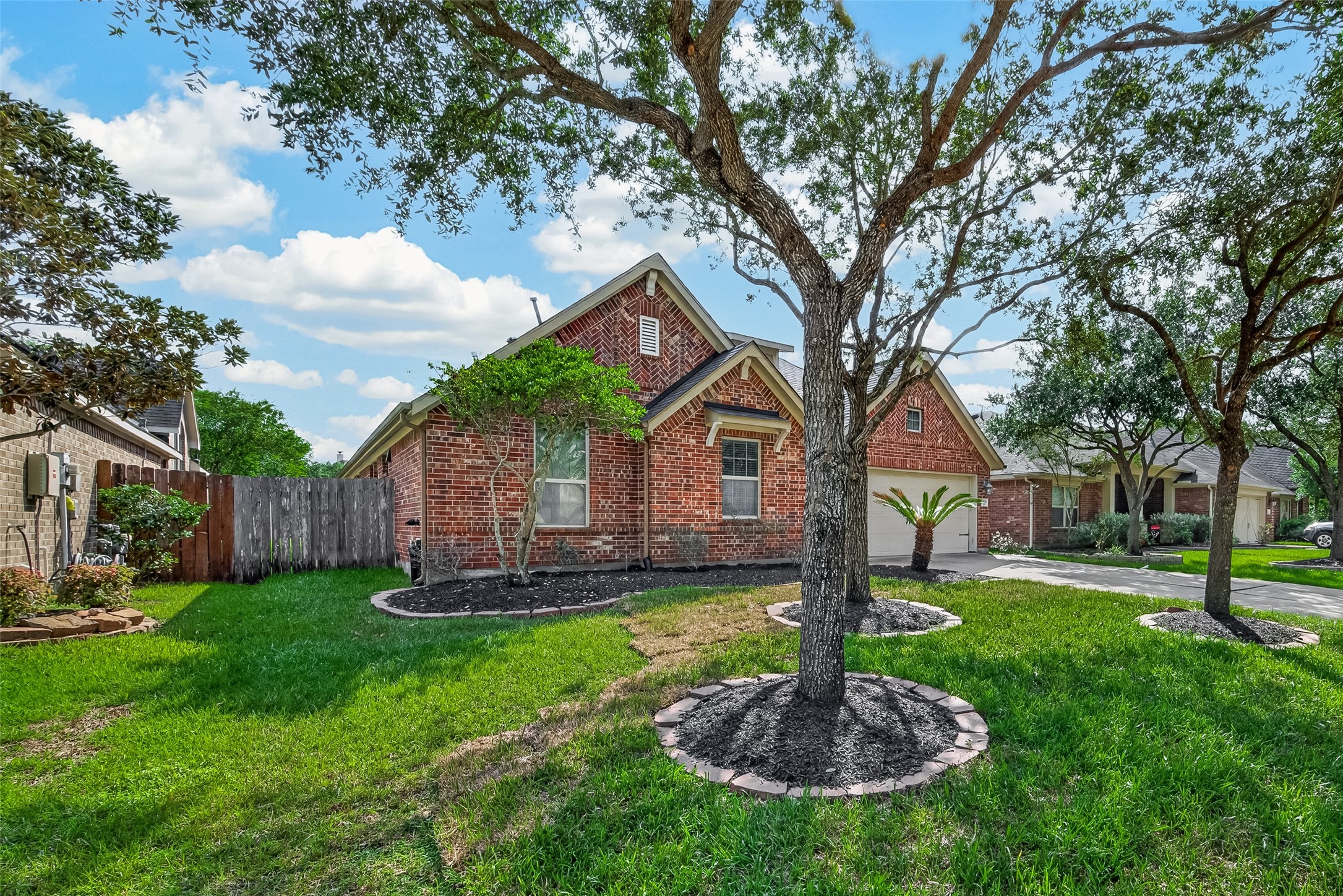 Listing photo 4
