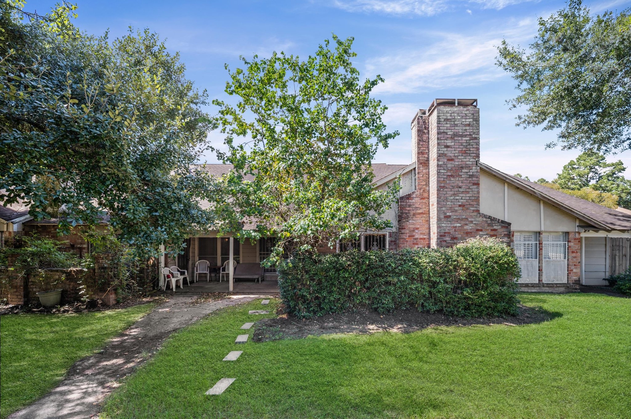 5618 Easthampton Drive