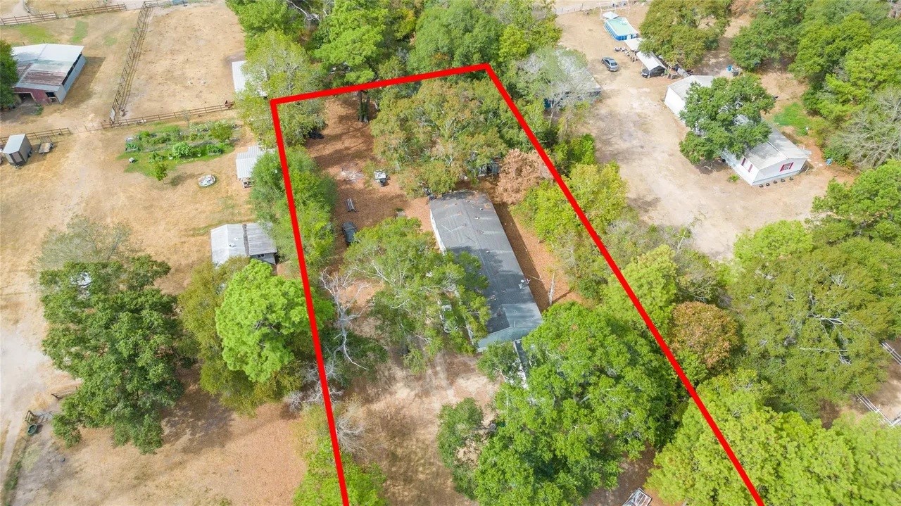 17258 Old Highway 105