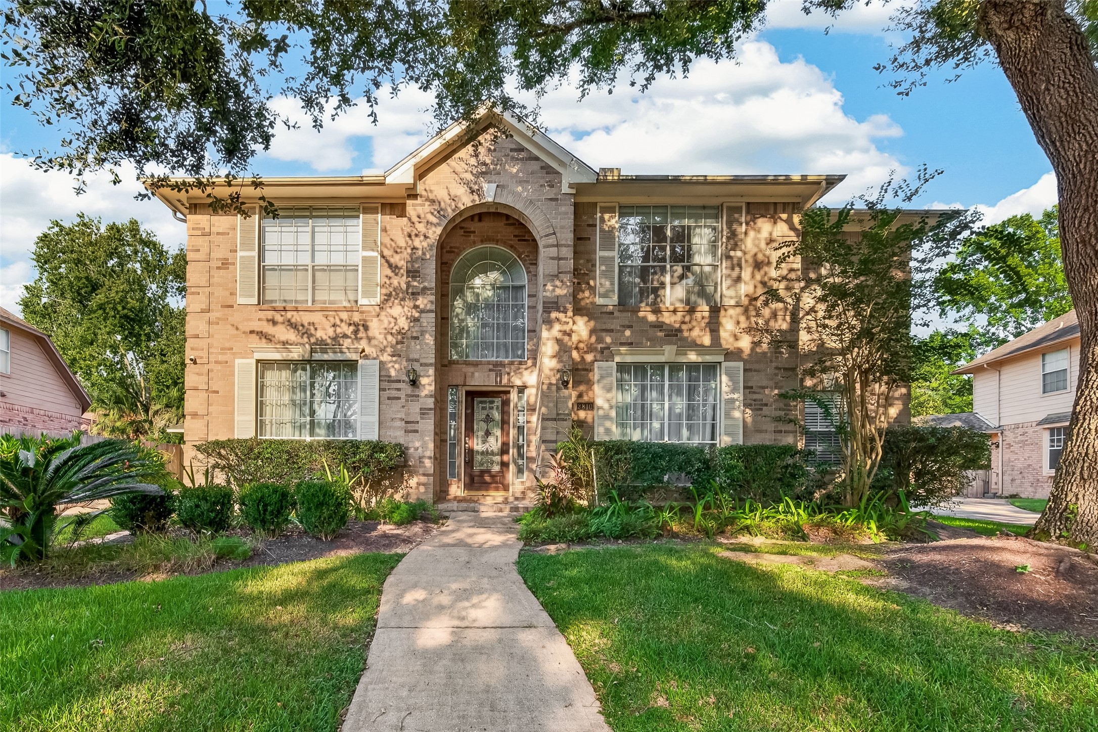 3810 Canary Grass Lane