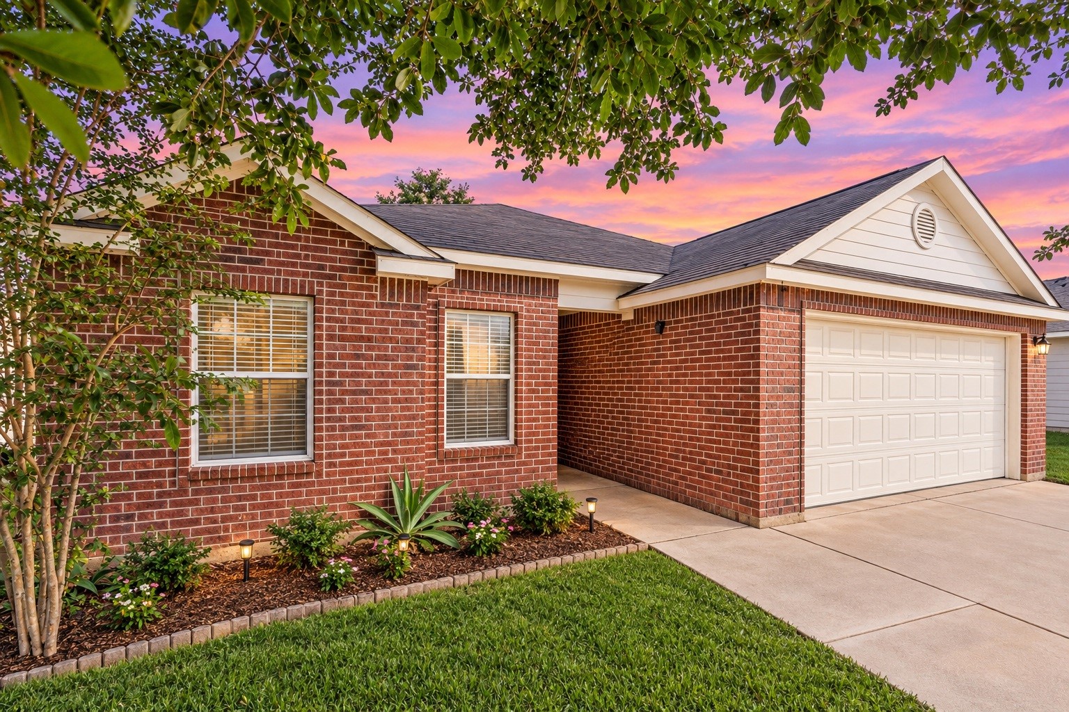 16205 Sun View Lane